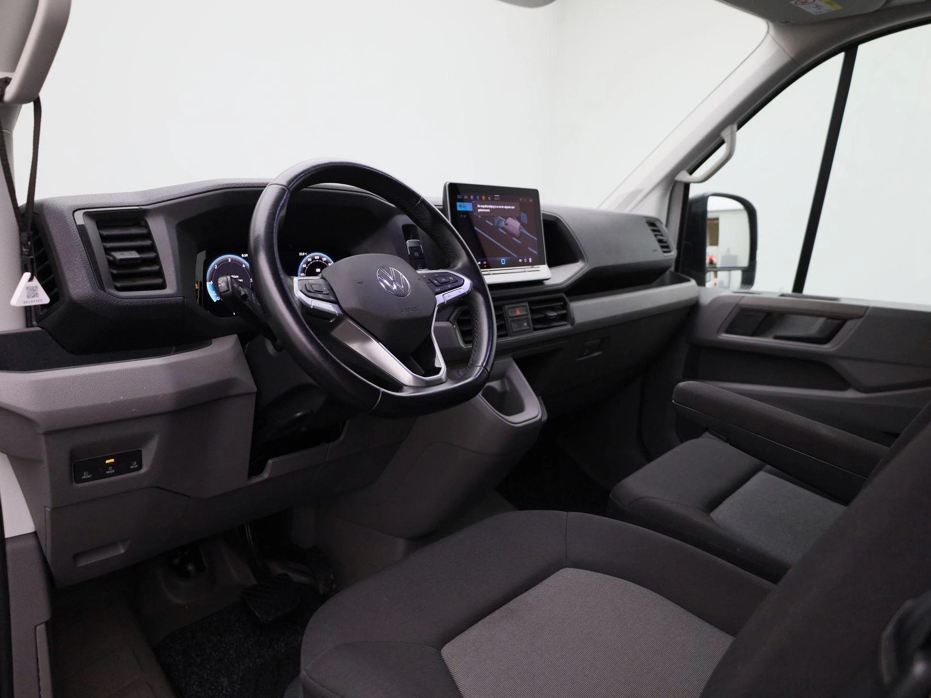 Volkswagen-Crafter-image-33