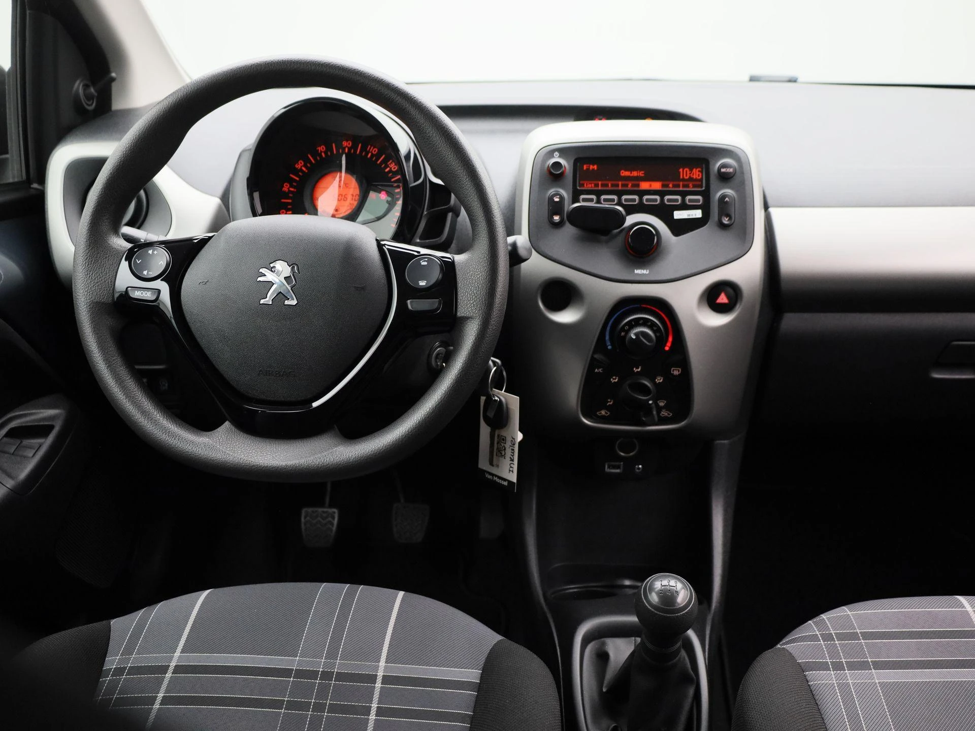 Peugeot-108-image-6