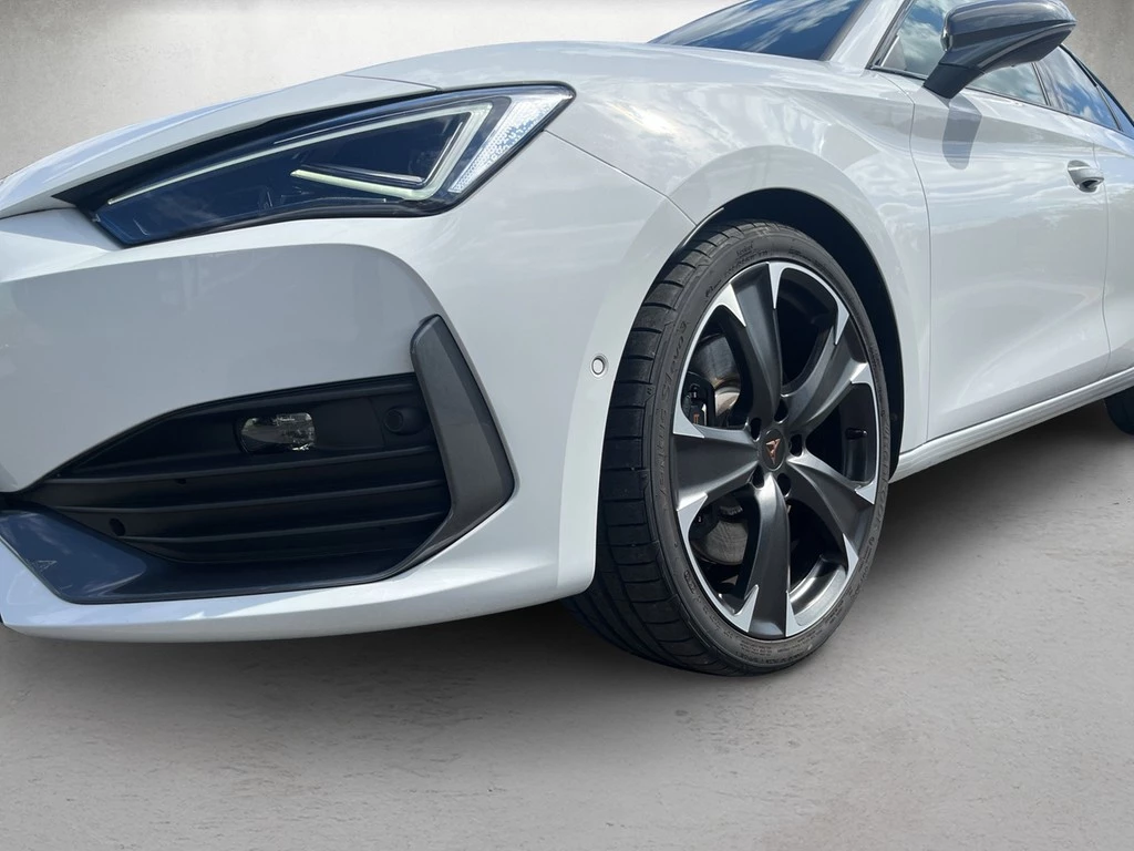 CUPRA Leon Sportstourer 2.0 TSI DSG VZ *Matrix*Kamera*