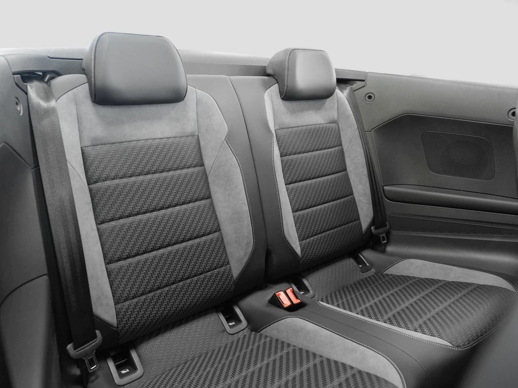 Volkswagen-T-Roc-image-7