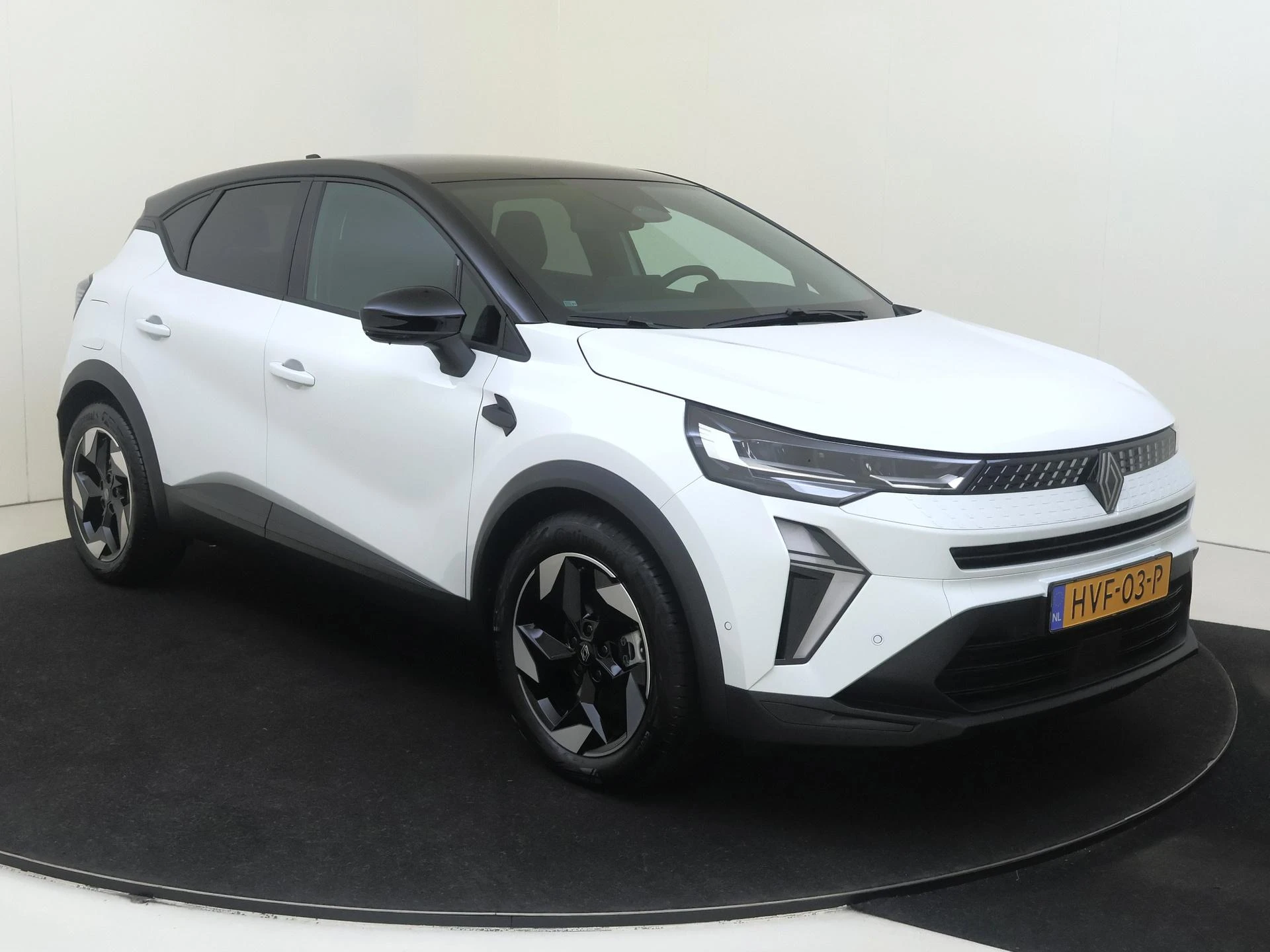 Renault-Captur-image-1