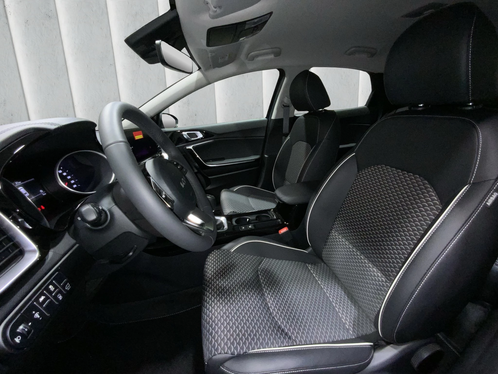 Kia XCeed Spirit 1.5 T-GDI Sports Utility Vehicle. 103 kW. 5-türig