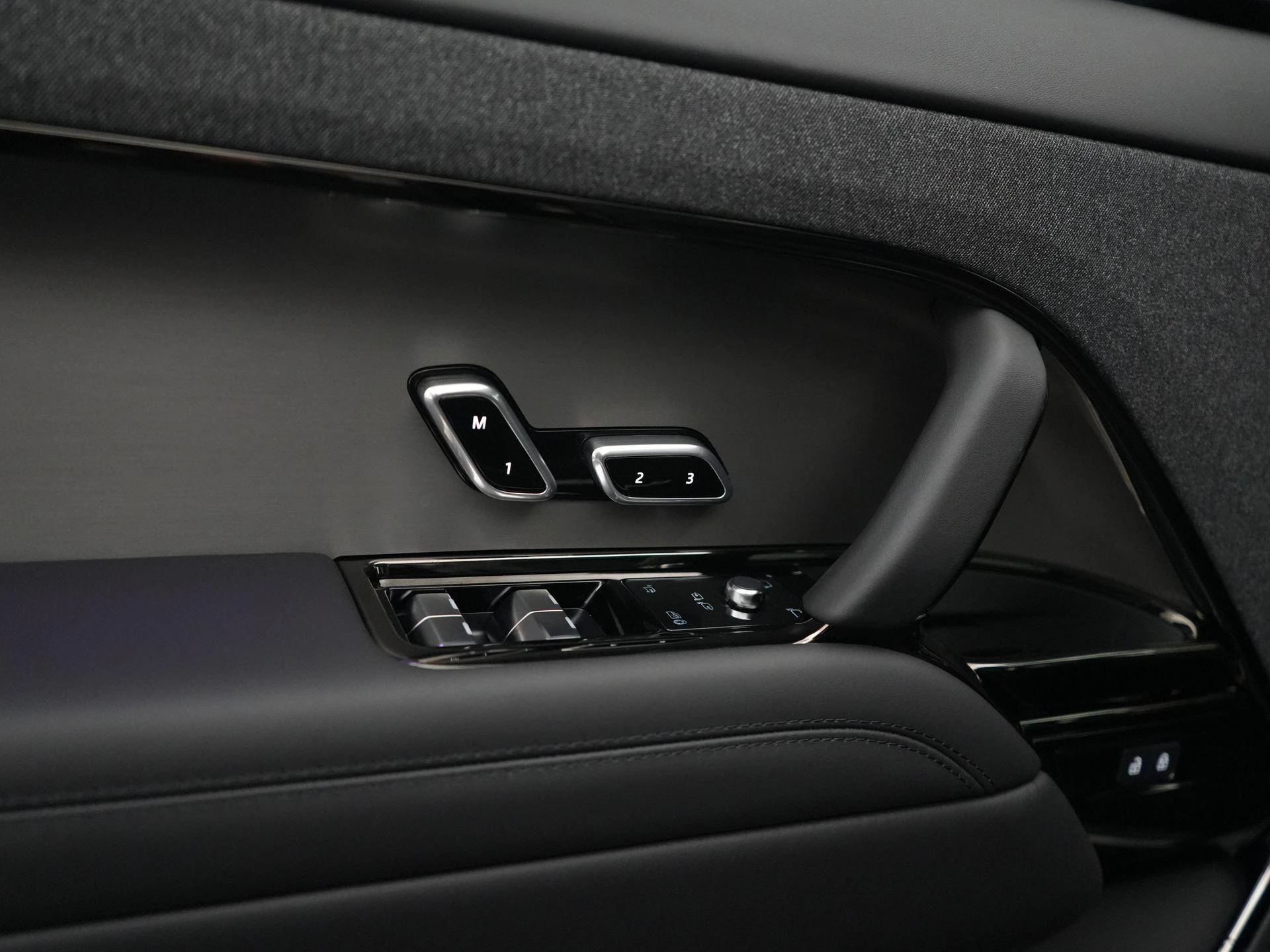 Land Rover-Range Rover Sport-image-19