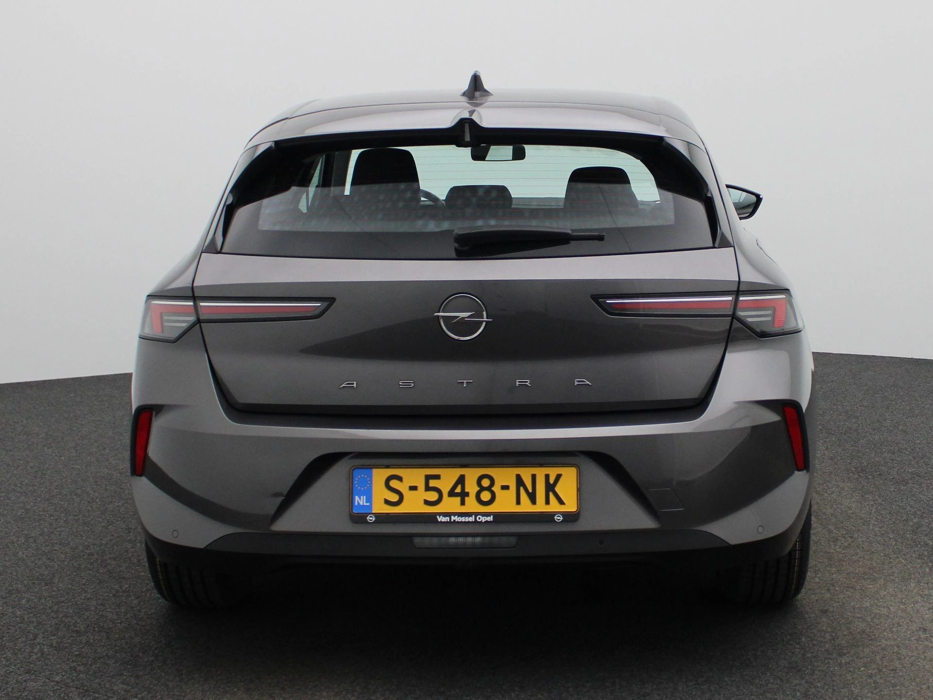 Opel-Astra-image-5