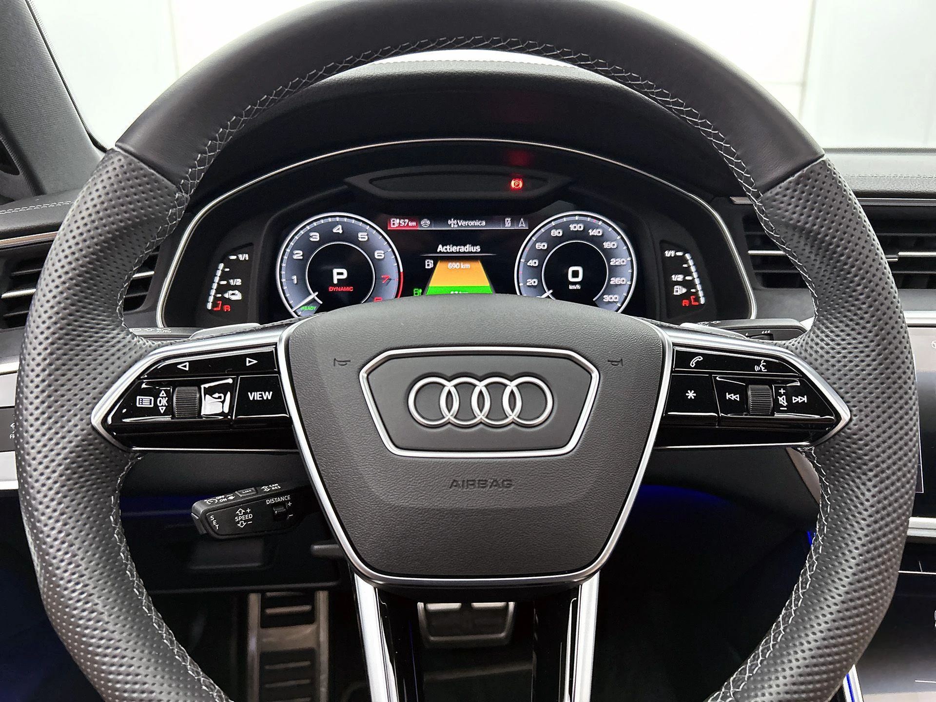 Audi-A6-image-40