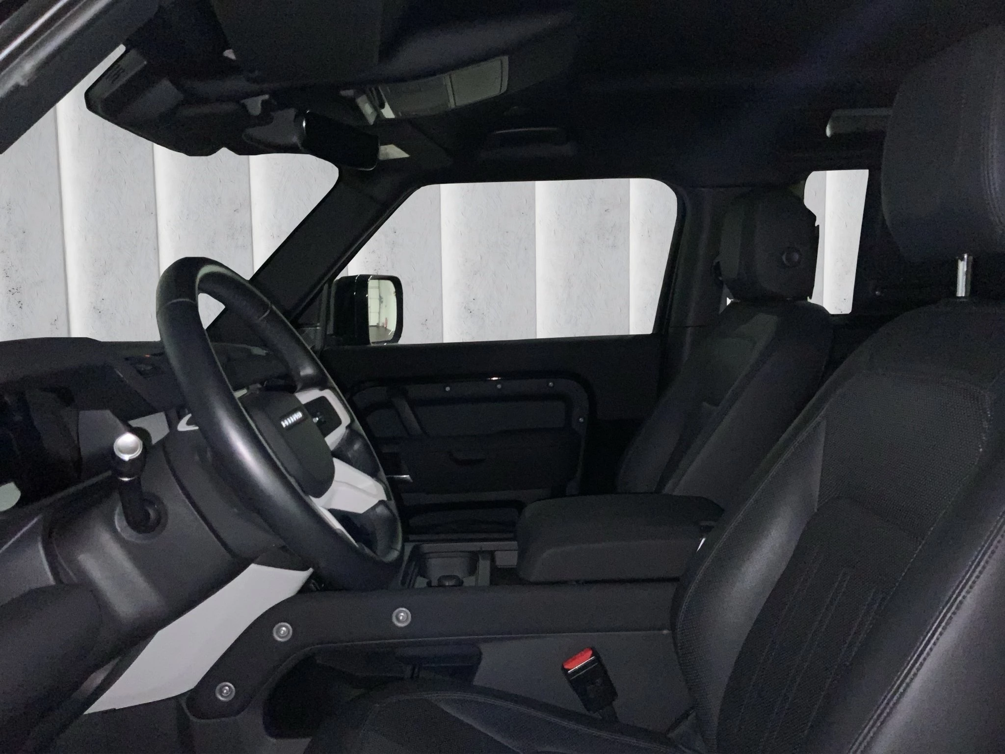 Land Rover-Defender-image-9