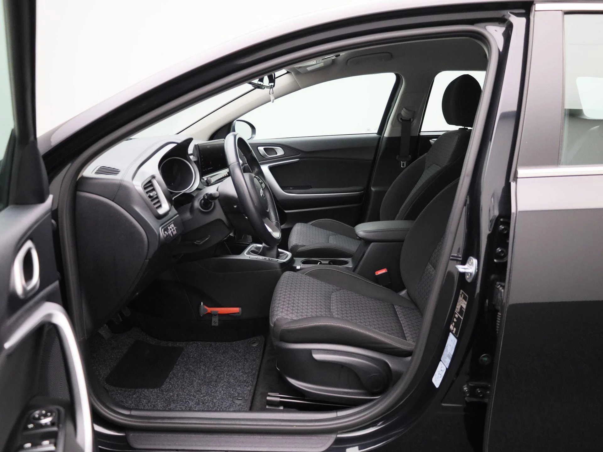 Kia-Ceed Sportswagon-image-8