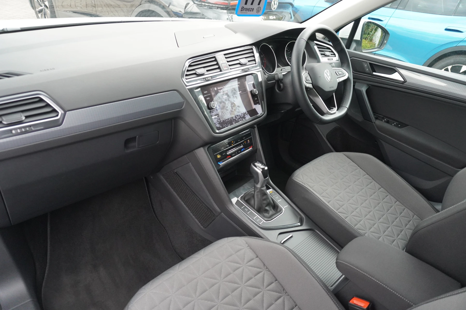 Volkswagen-Tiguan-image-1