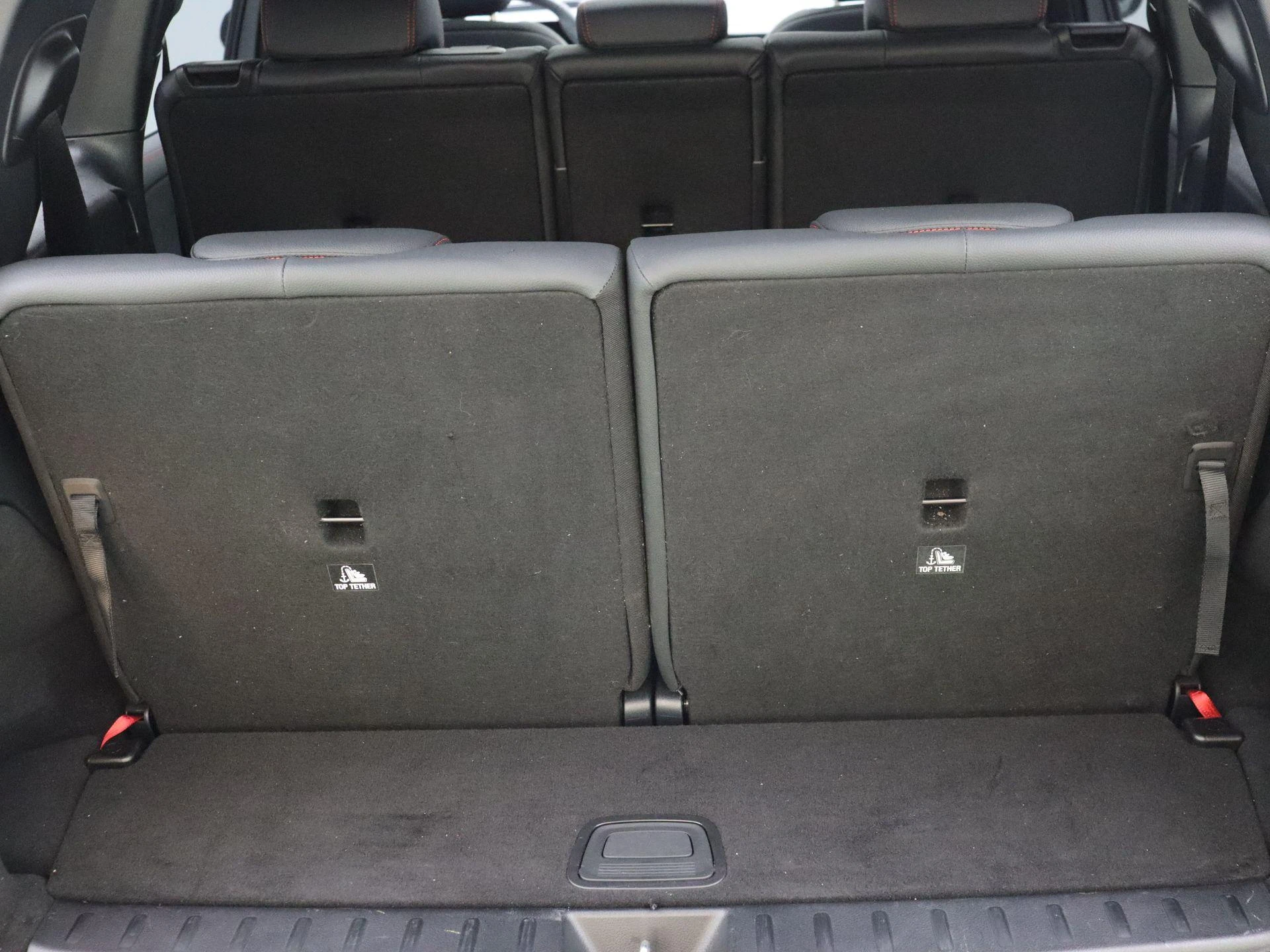 Mercedes-Benz EQB 250+ Business Star Edition + PANO DAK + BURMESTER + HEAD UP + MEMORY +