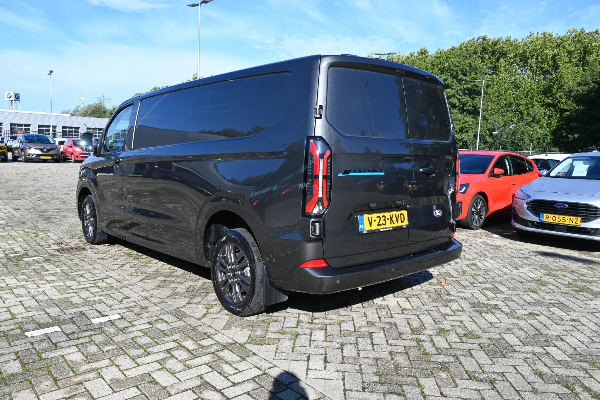 Ford-E-Transit-image-5