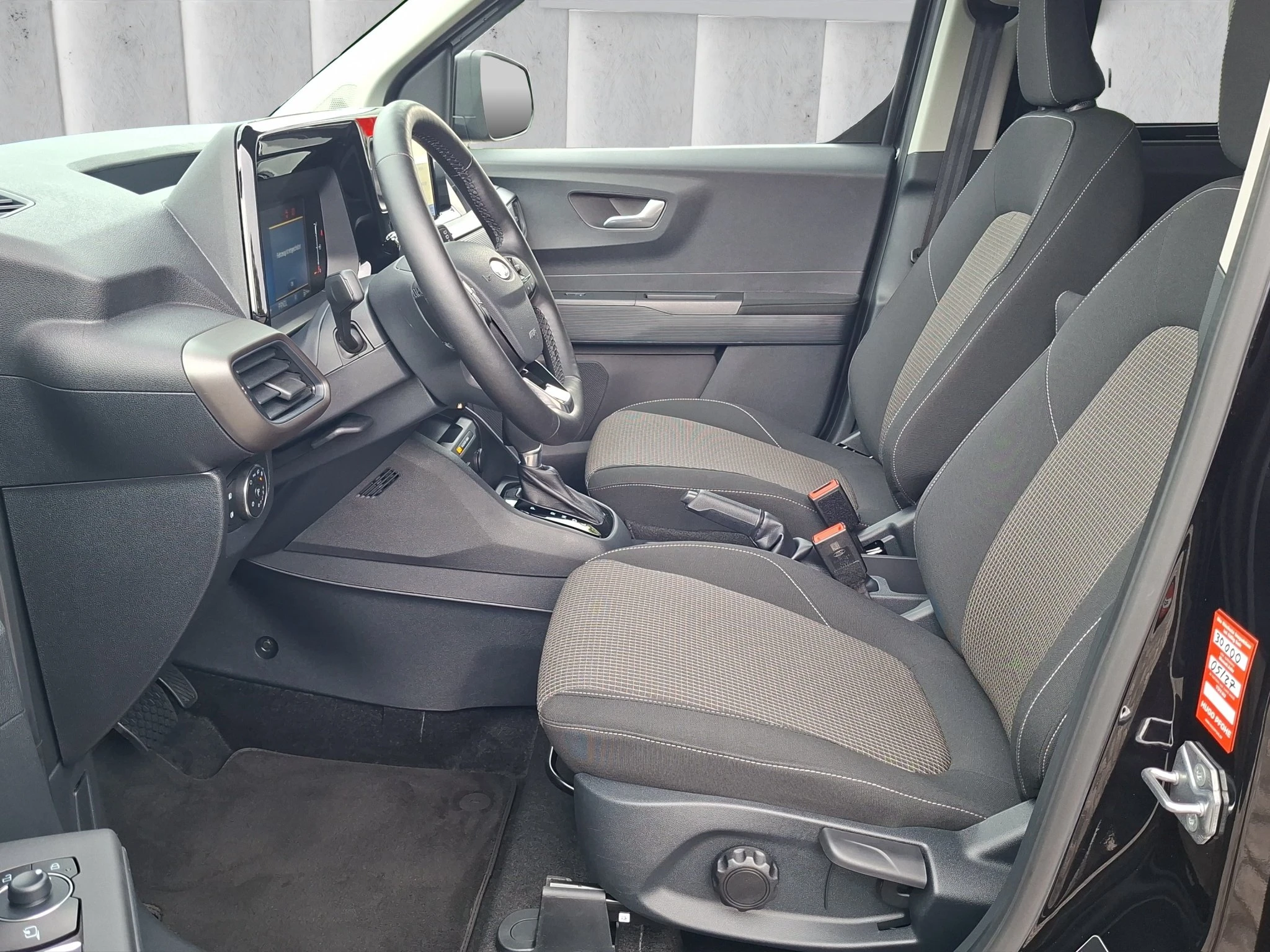 Ford-Tourneo Courier-image-9