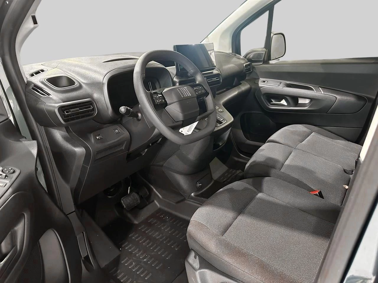 Fiat Doblò 1.5 BlueHDI 130 AT8 L1 Light