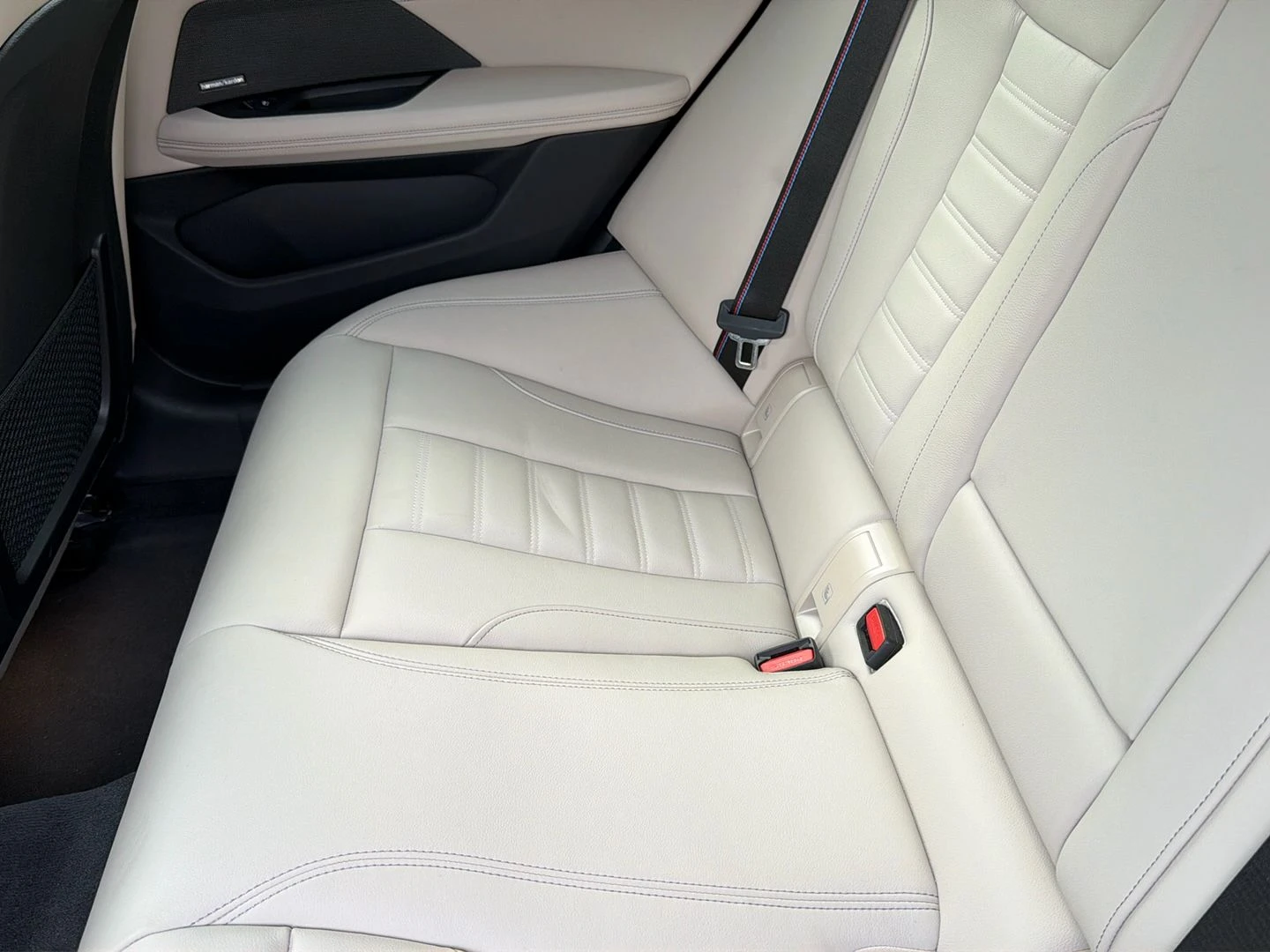 BMW i4, image 18