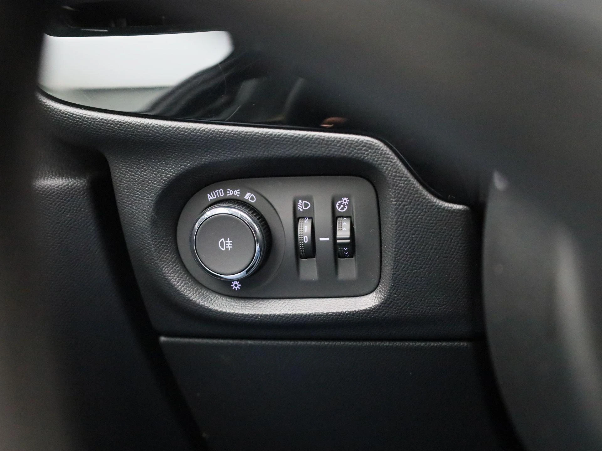 Opel-Corsa-image-17