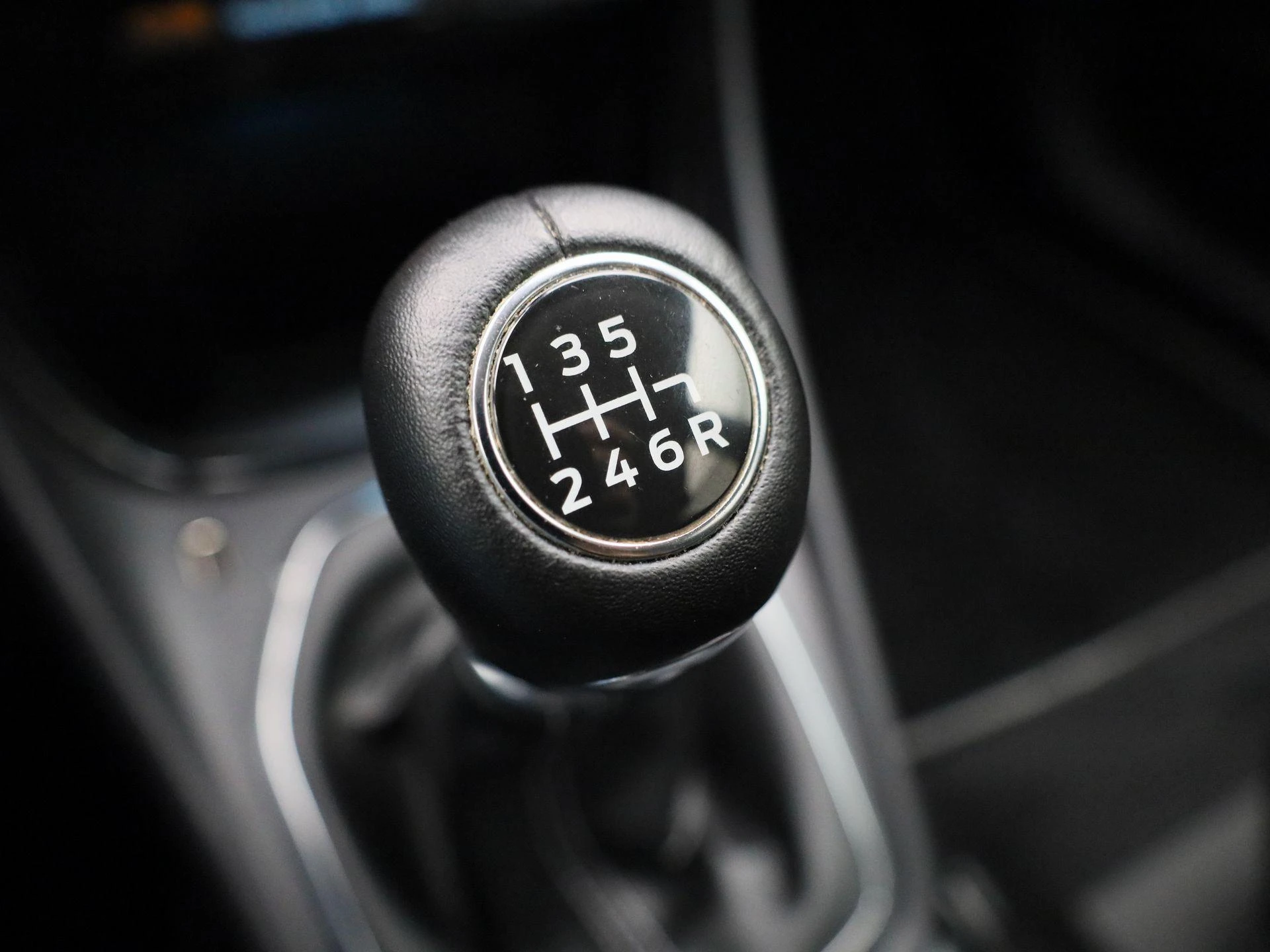 Ford-Puma-image-23