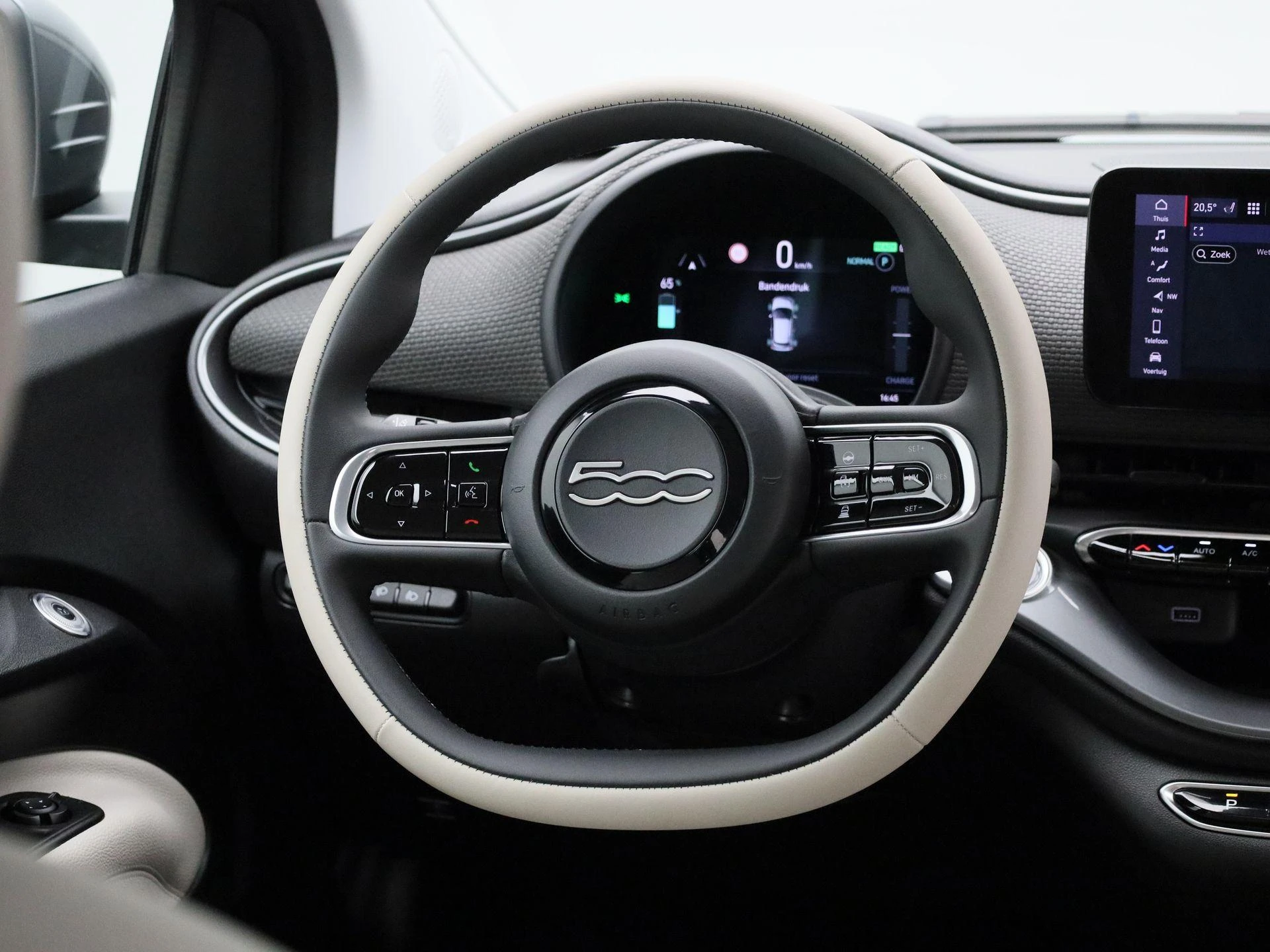 Fiat-500e-image-8