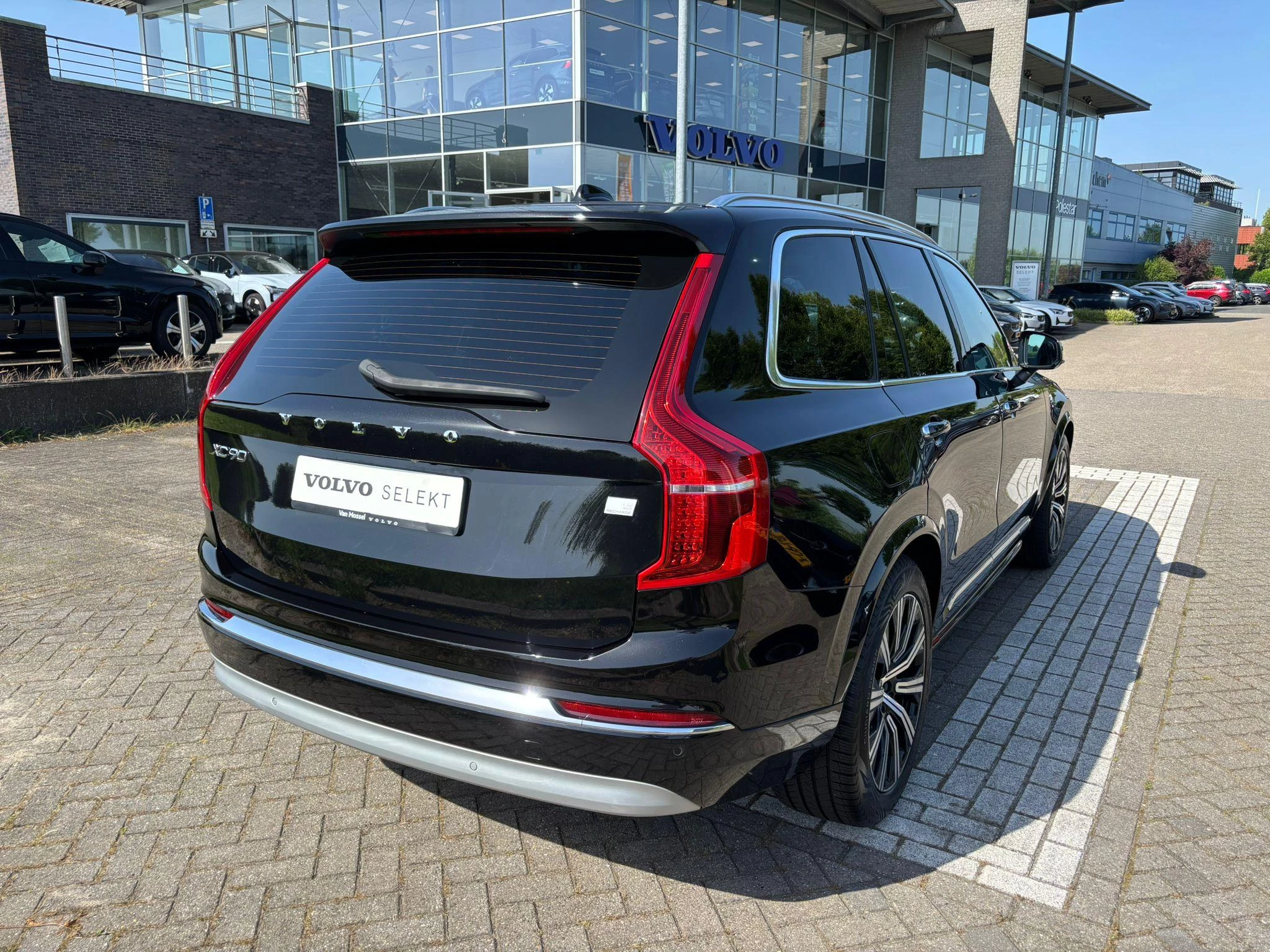 Volvo-XC90-image-17