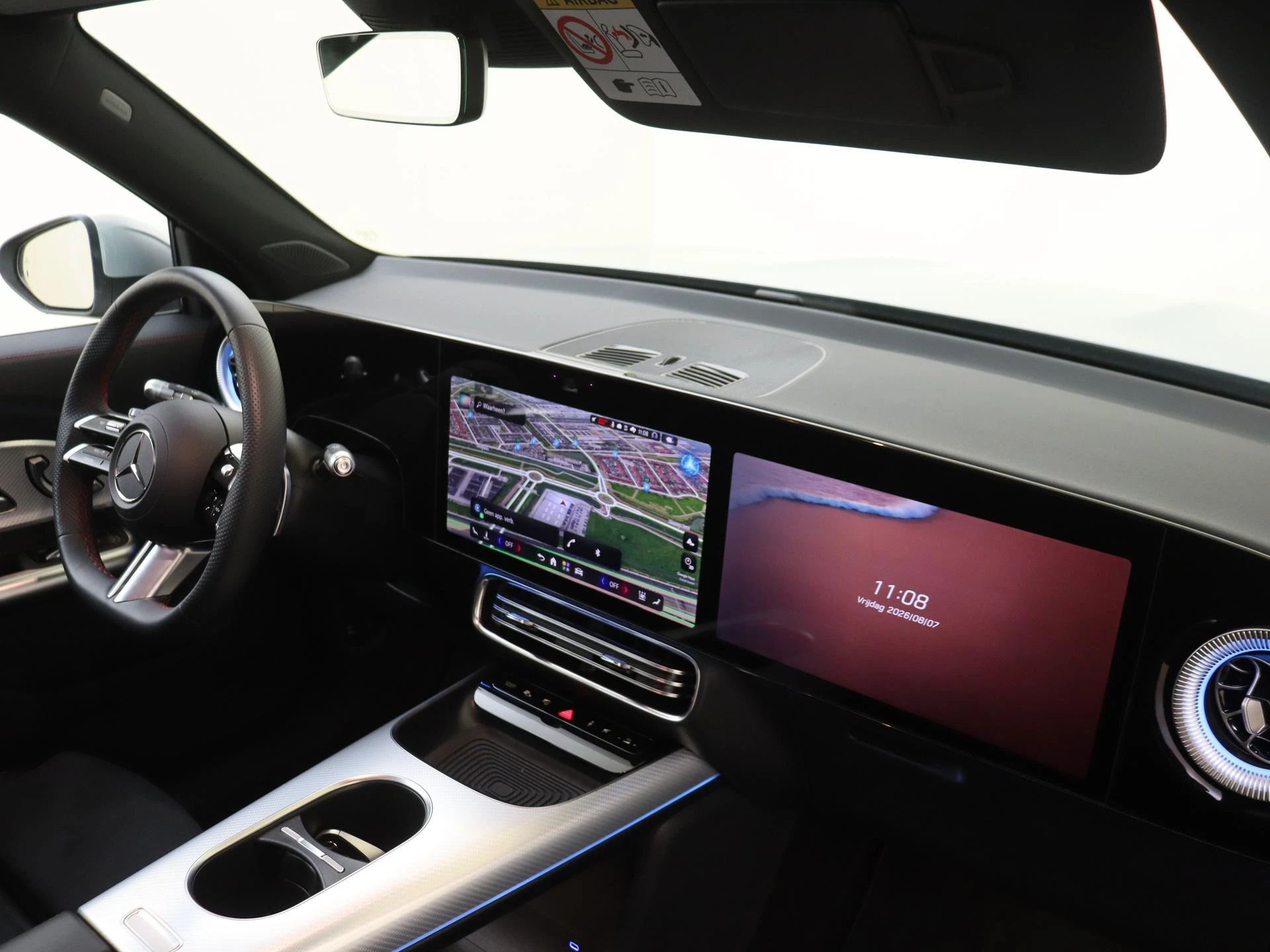Mercedes-Benz-GLB-image-4