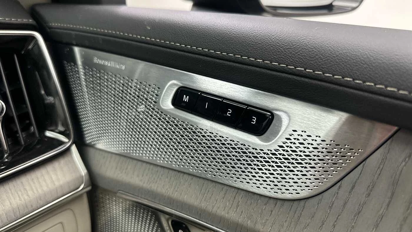 Volvo-XC90-image-48