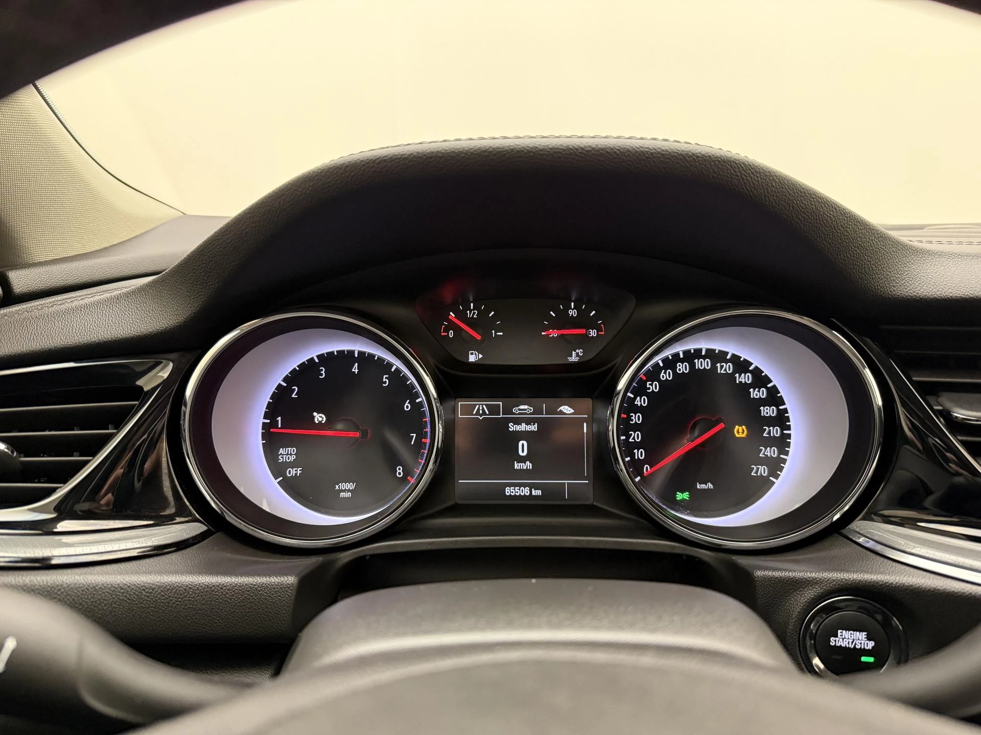 Opel-Insignia-image-25