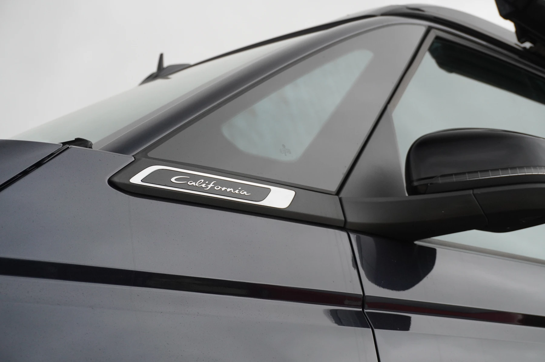 Volkswagen-California-image-51