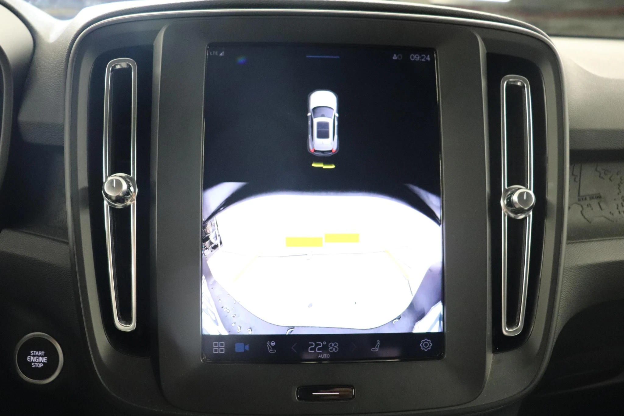 Volvo-XC40-image-16