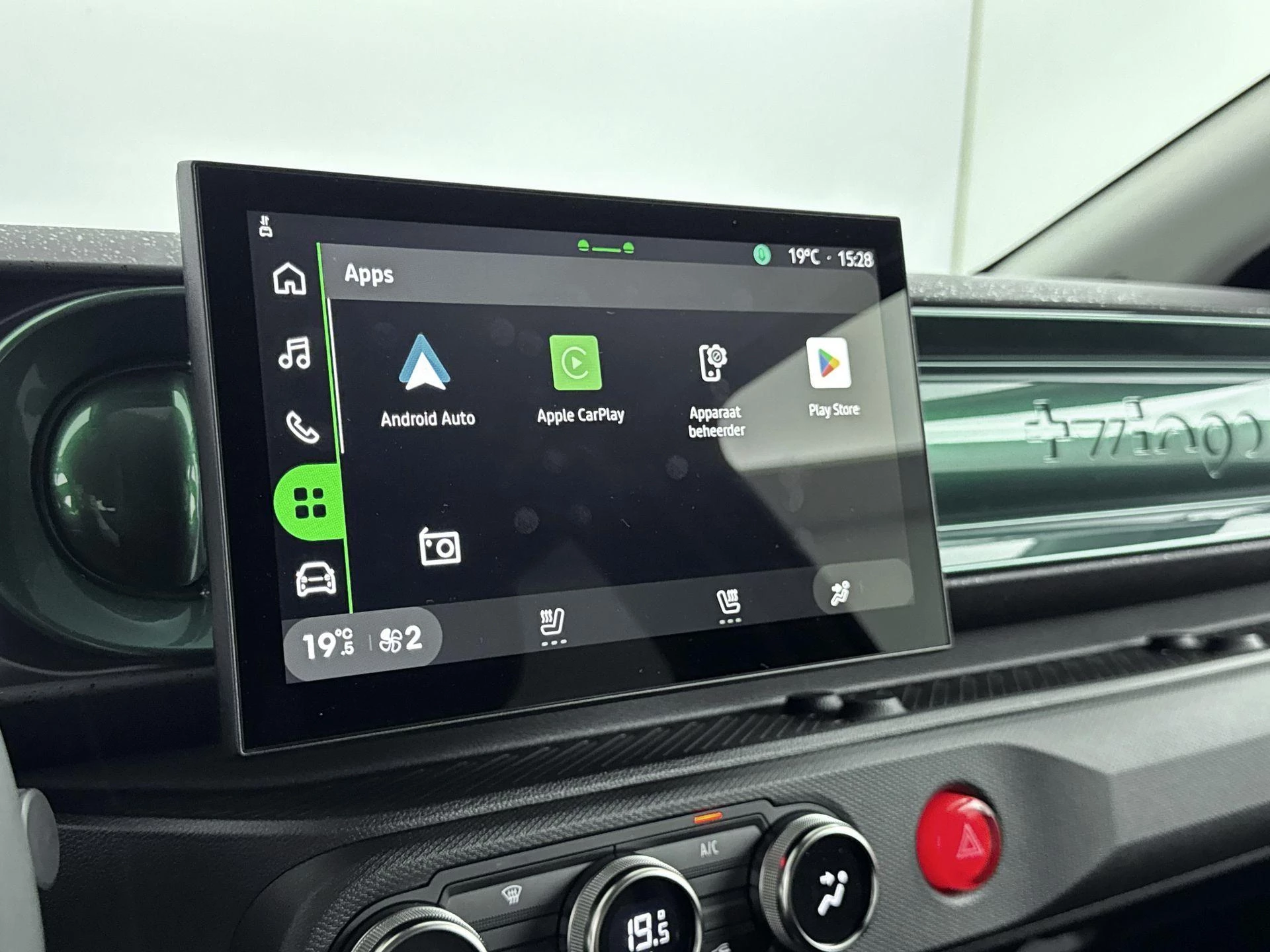 Renault-Twingo-image-11