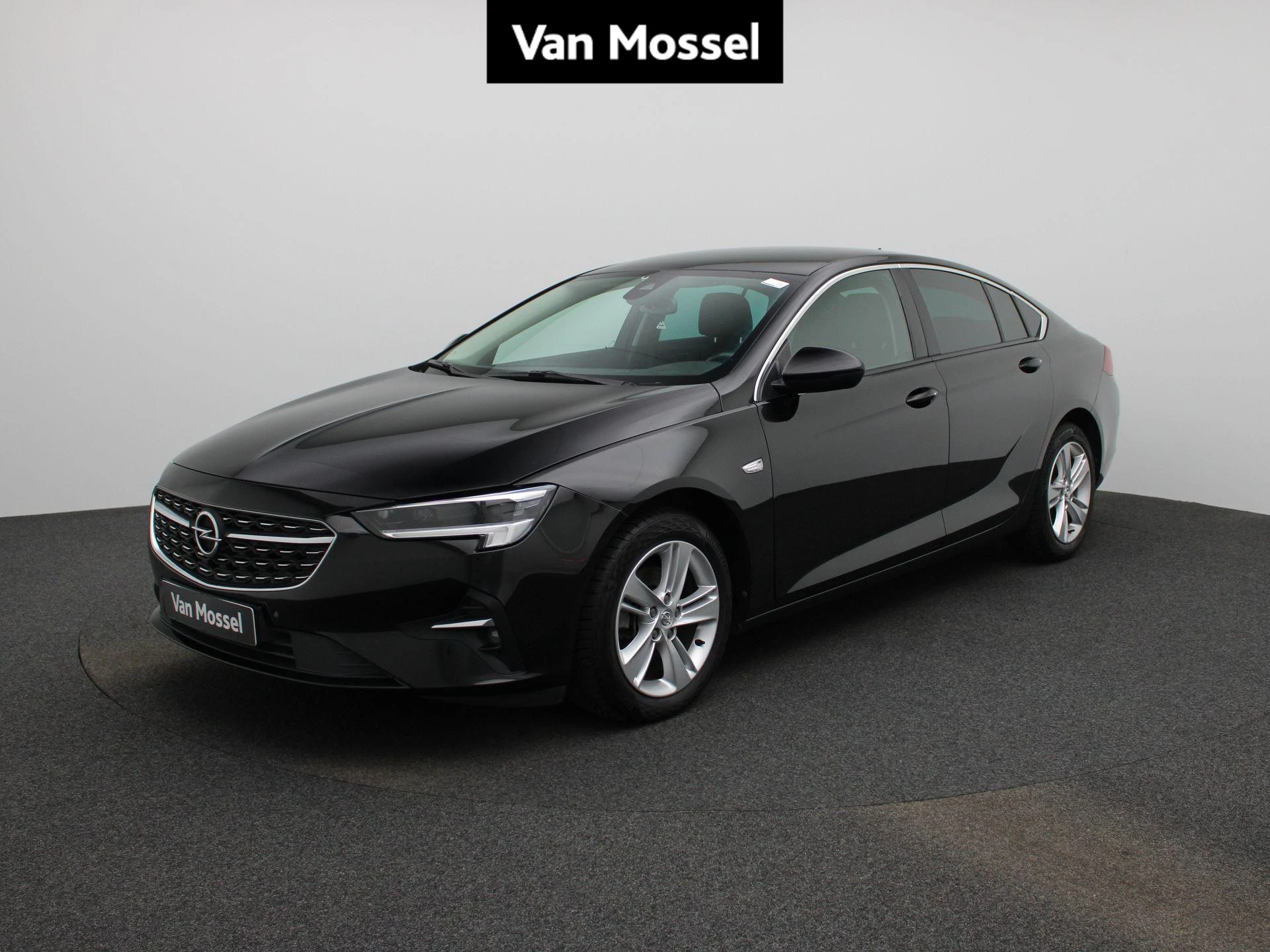 Opel-Insignia-image-0