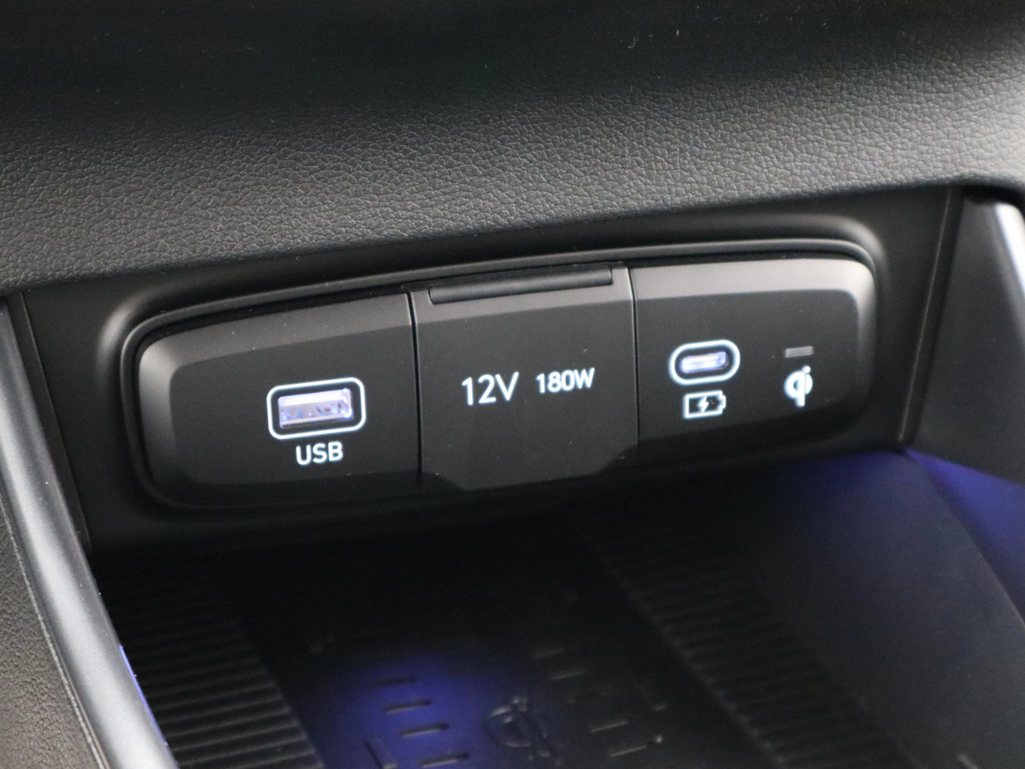 Hyundai-Bayon-image-23