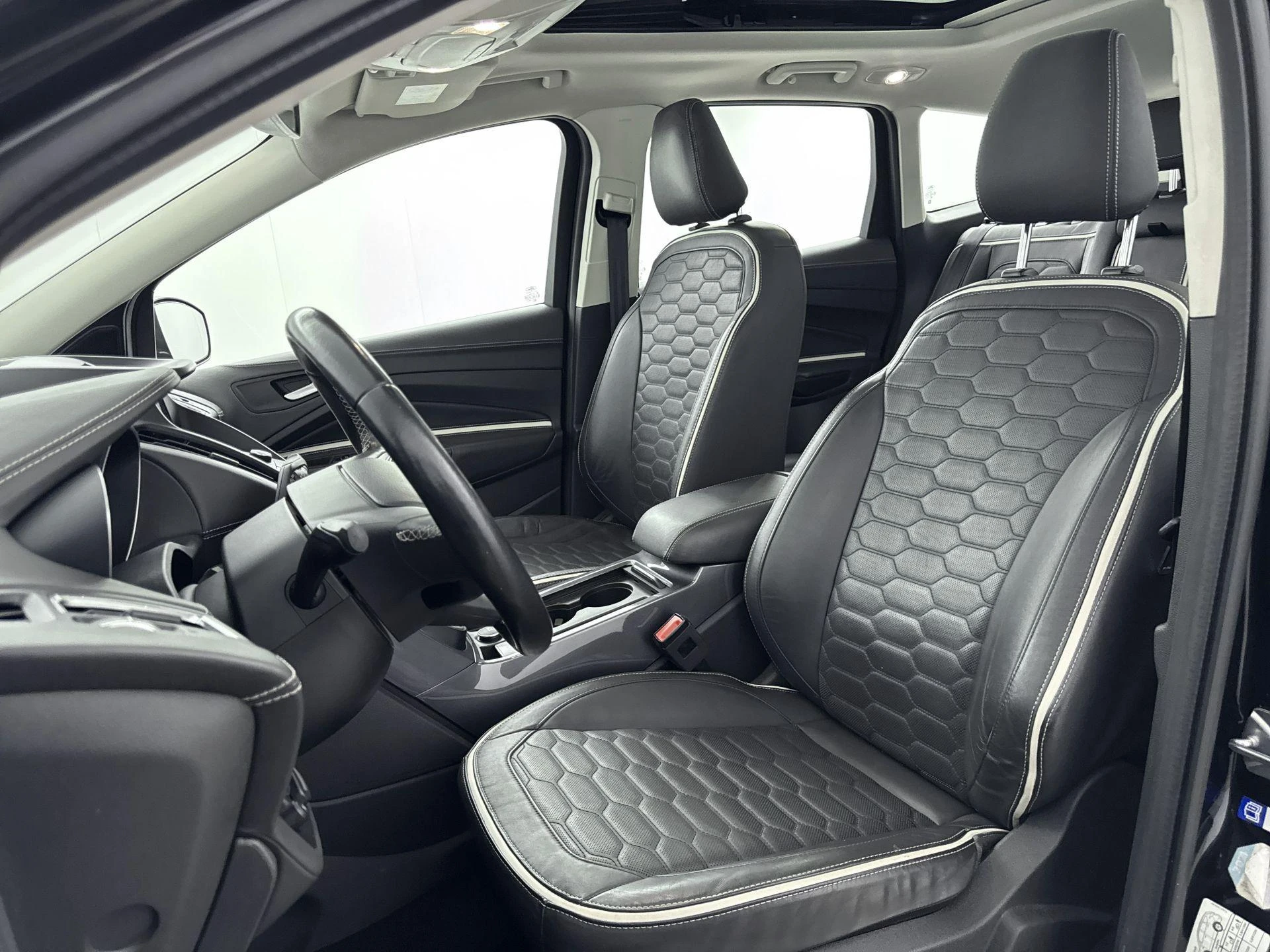 Ford-Kuga-image-21