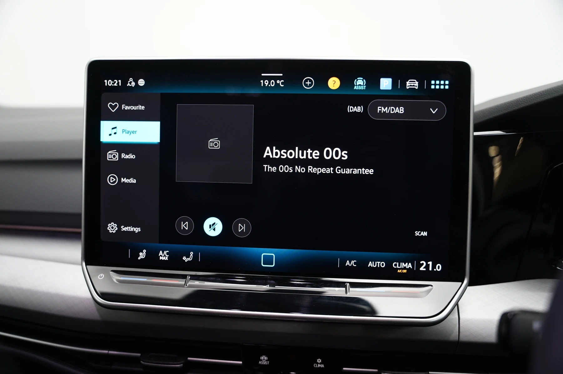 Volkswagen-Golf-image-15