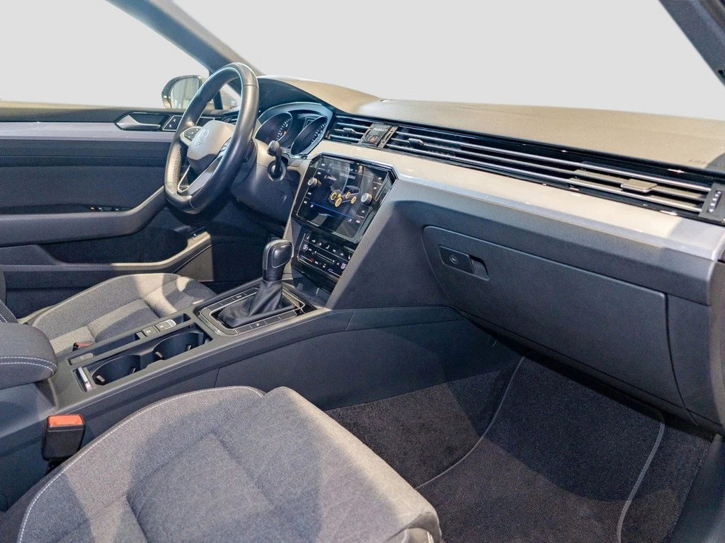 Volkswagen Passat Variant 2.0 TDI DSG Business *AHK*LED*Navi*App-Connect*ACC*PDC*Kamera*Sitzhzg.*Climatronic