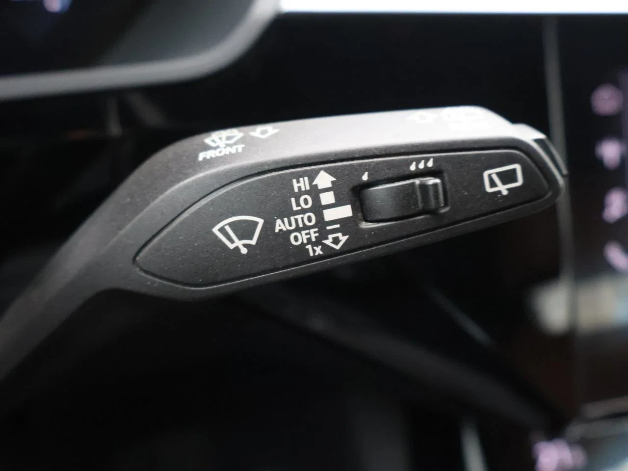 Audi-e-tron-image-12