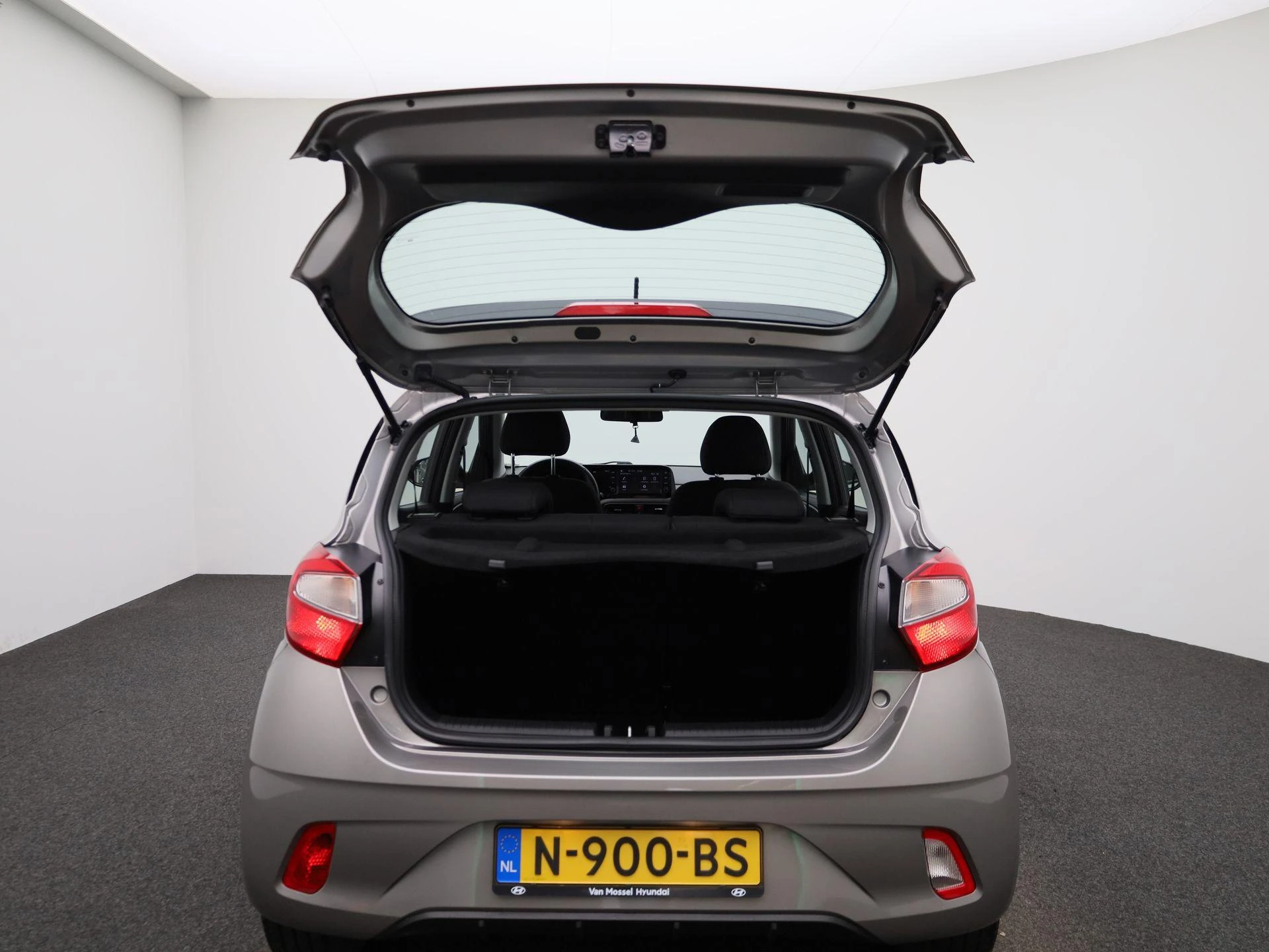 Hyundai-i10-image-10