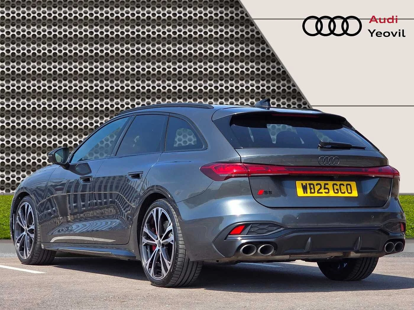 Audi-S5-image-2