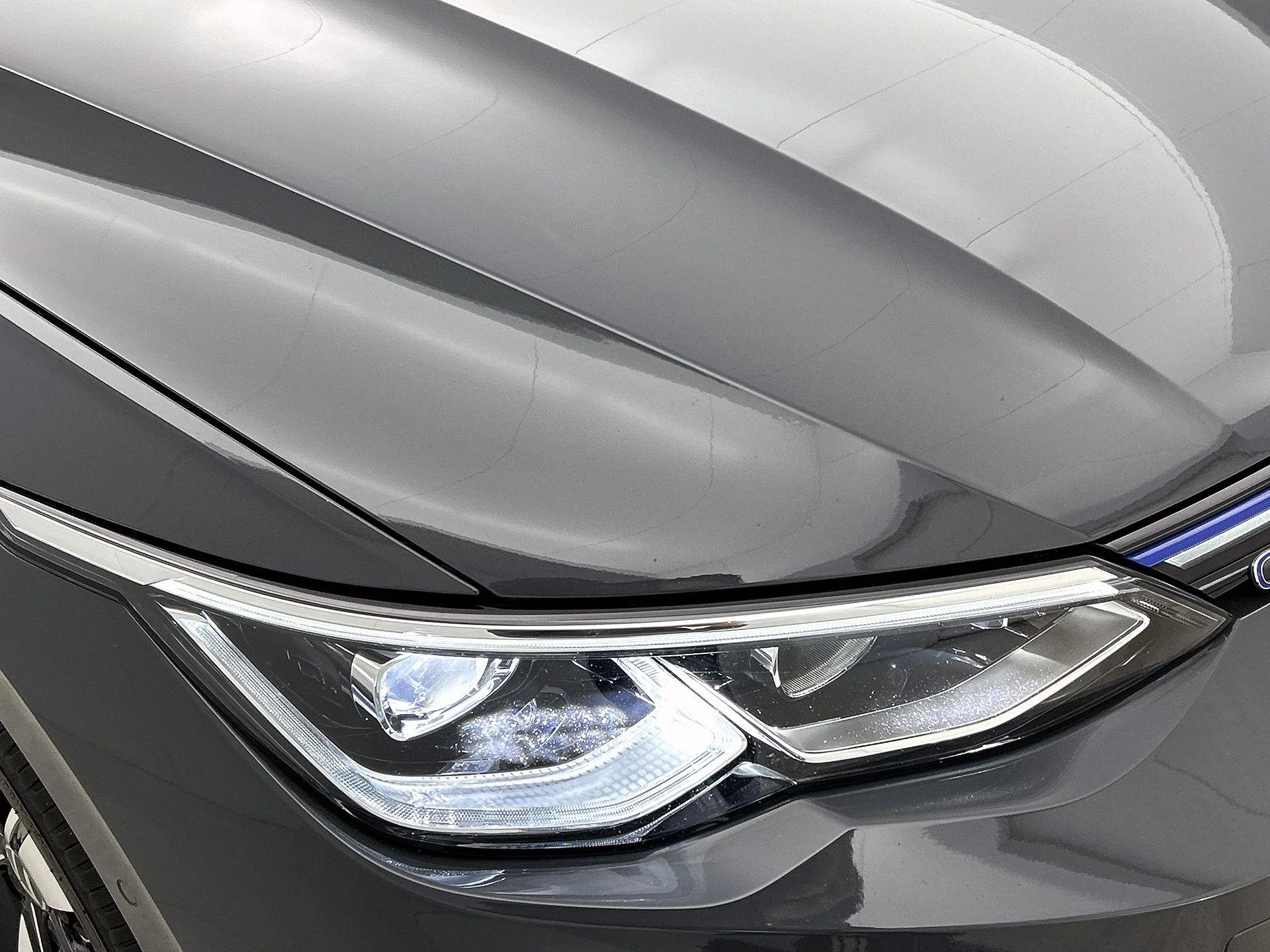 Volkswagen-Golf-image-14