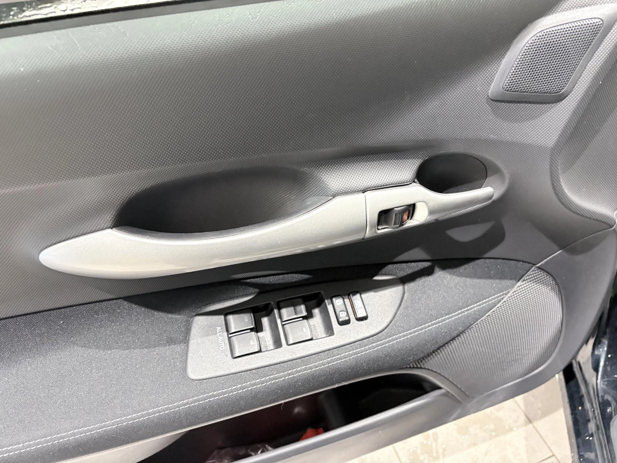Toyota-Auris-image-10