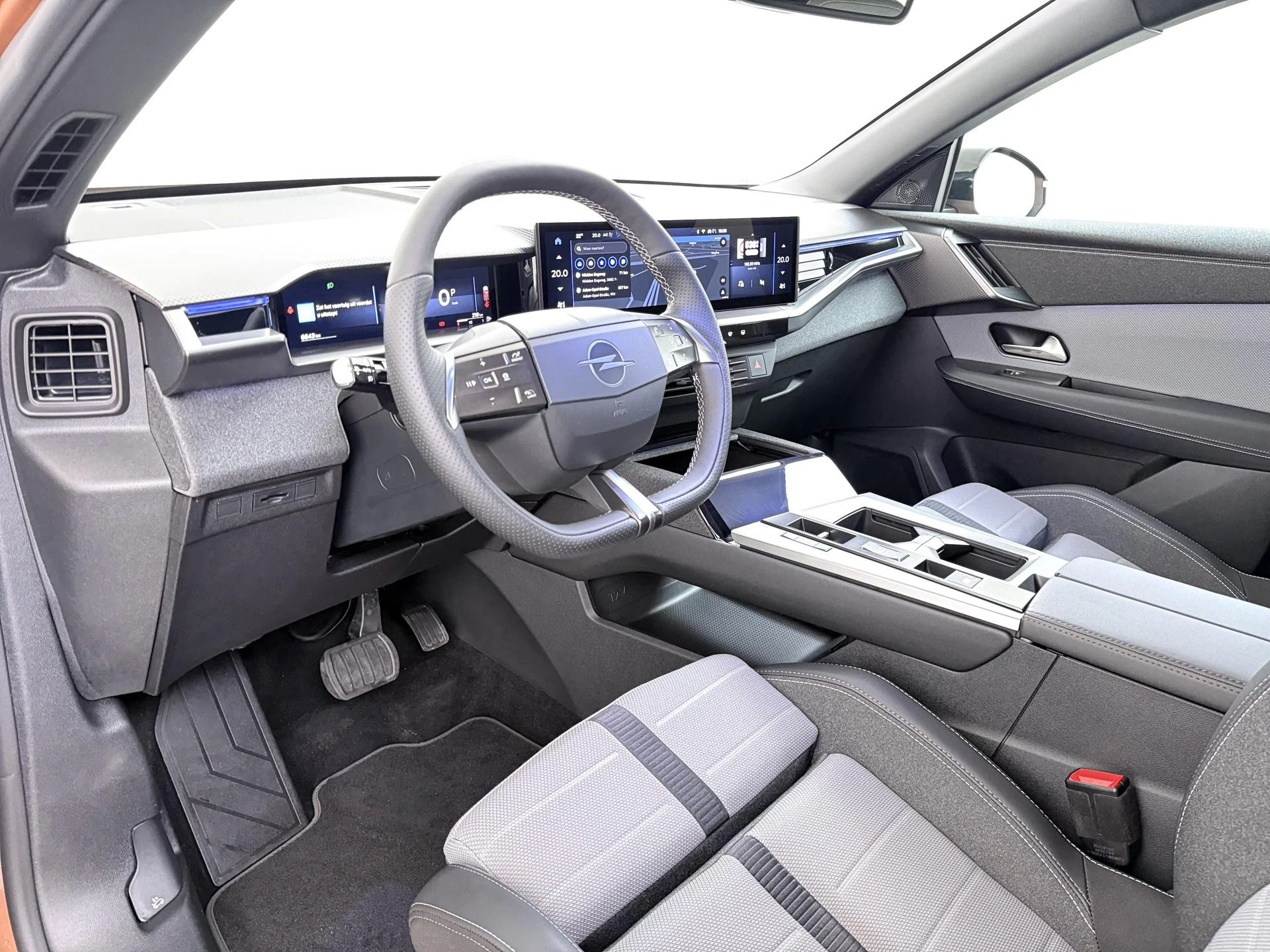Opel-Grandland-image-4