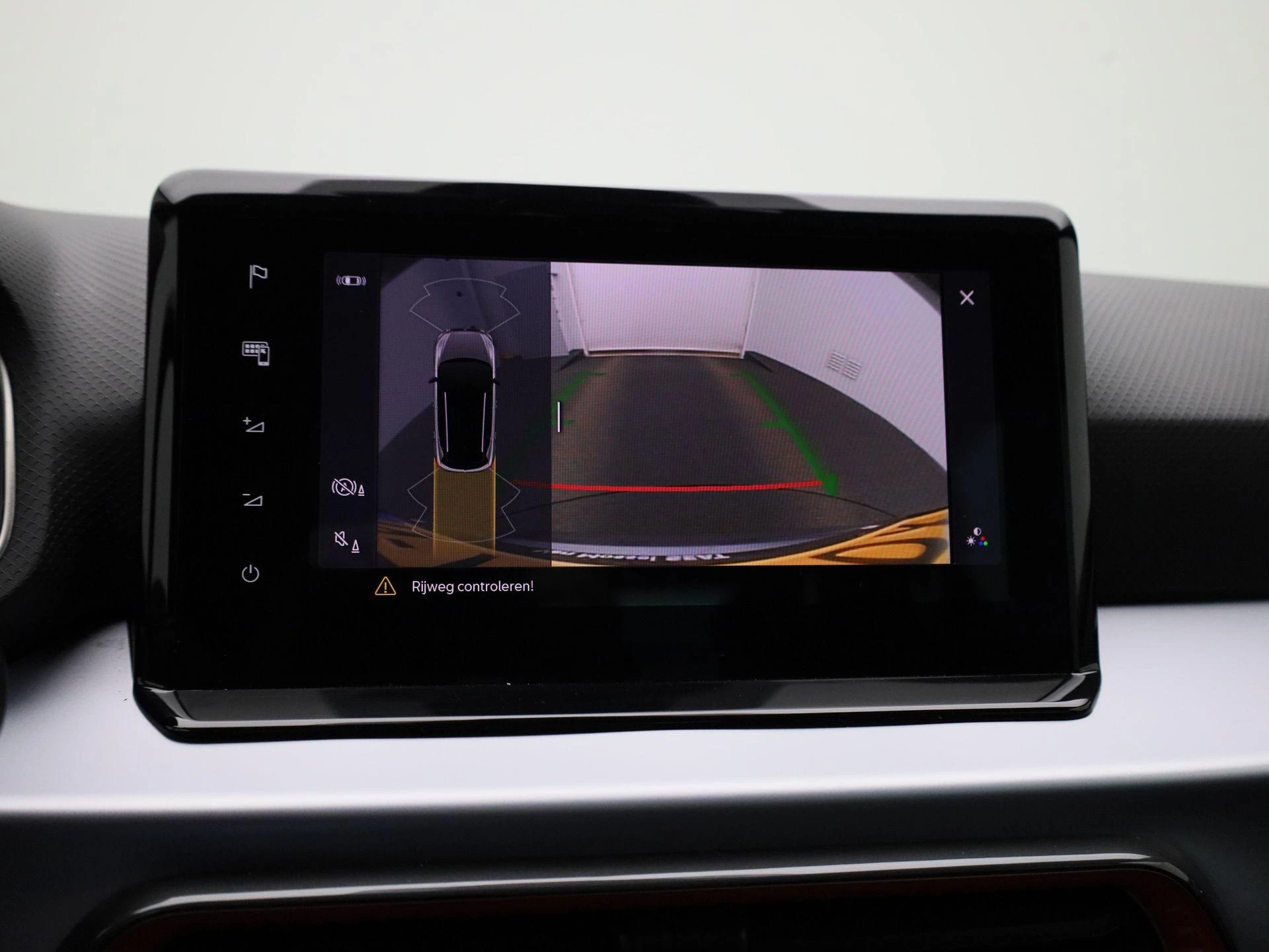 SEAT-Arona-image-24