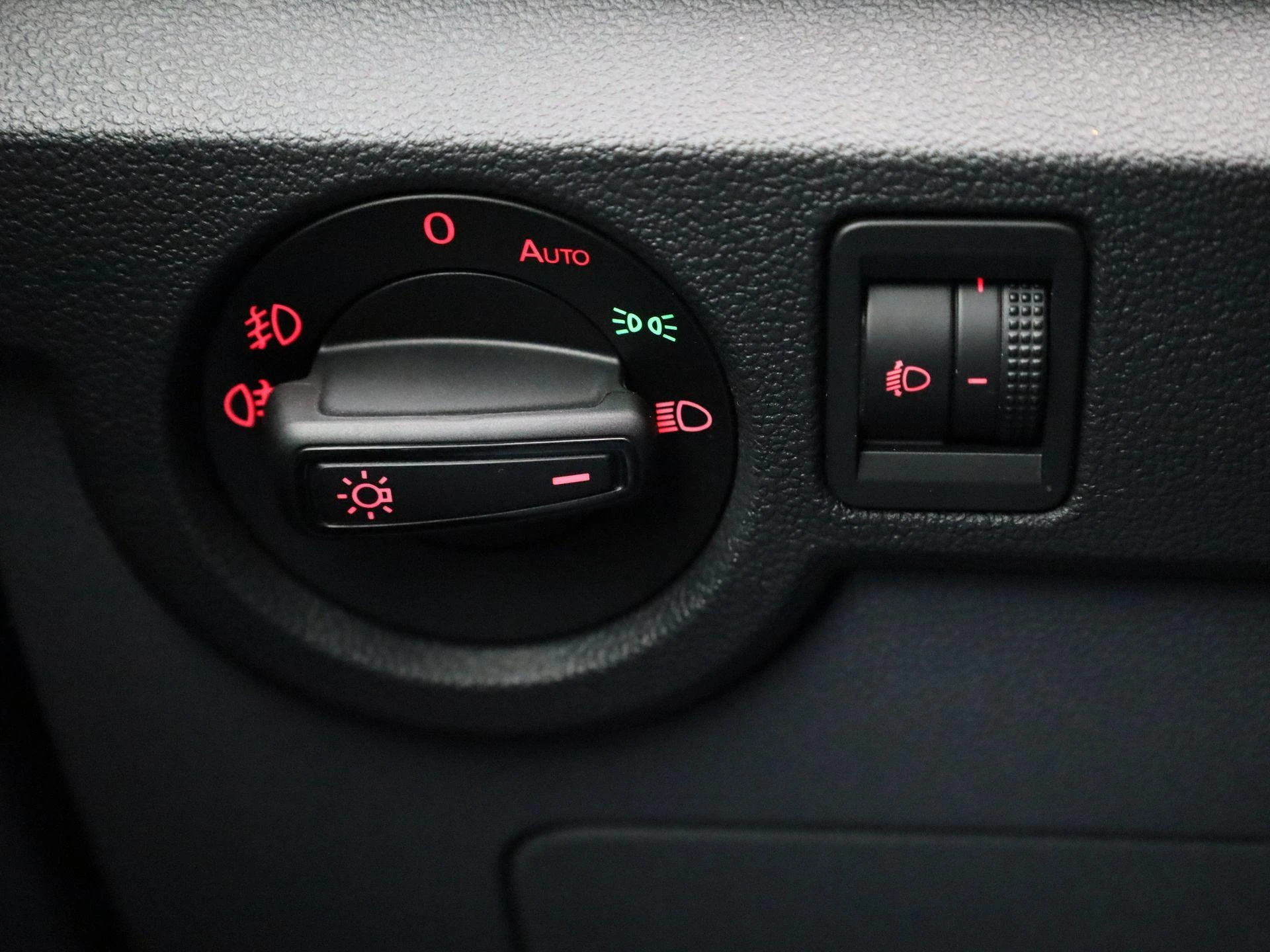 Volkswagen-T-Cross-image-20
