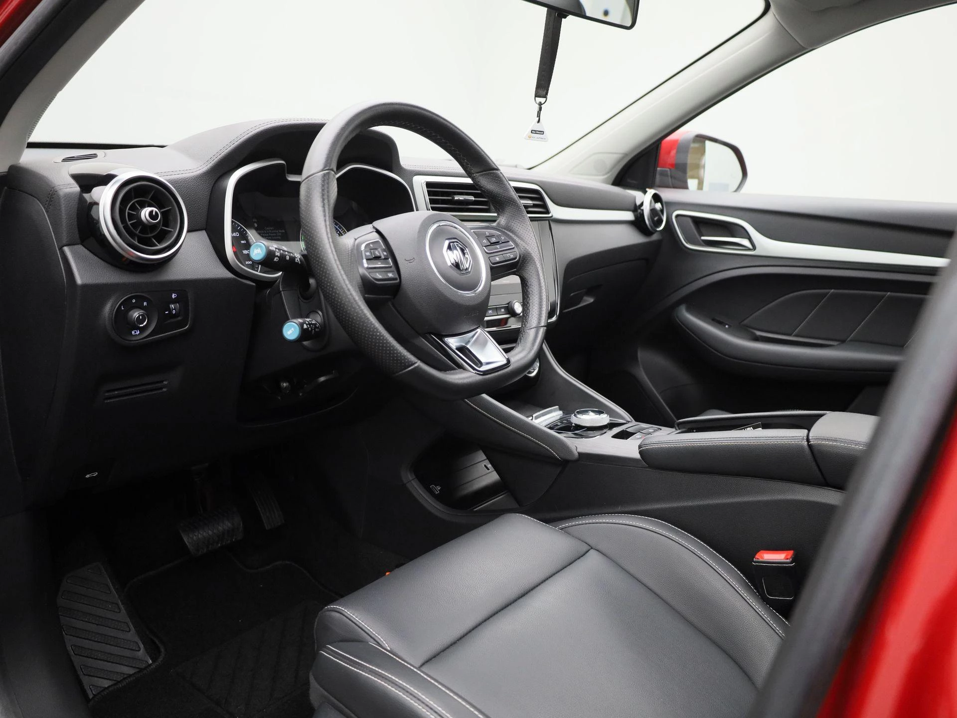 MG-ZS EV-image-31
