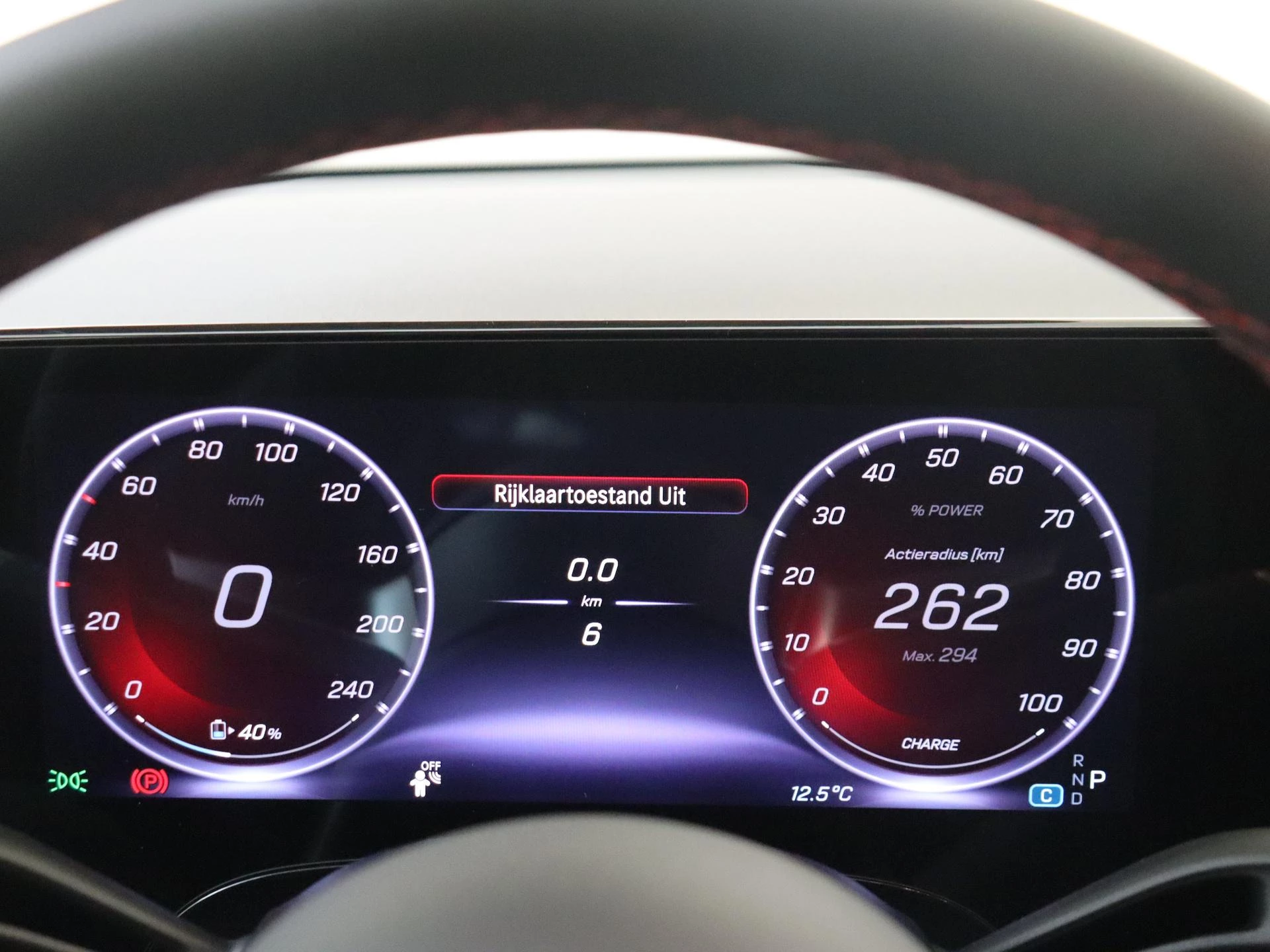 Mercedes-Benz-CLA-image-13