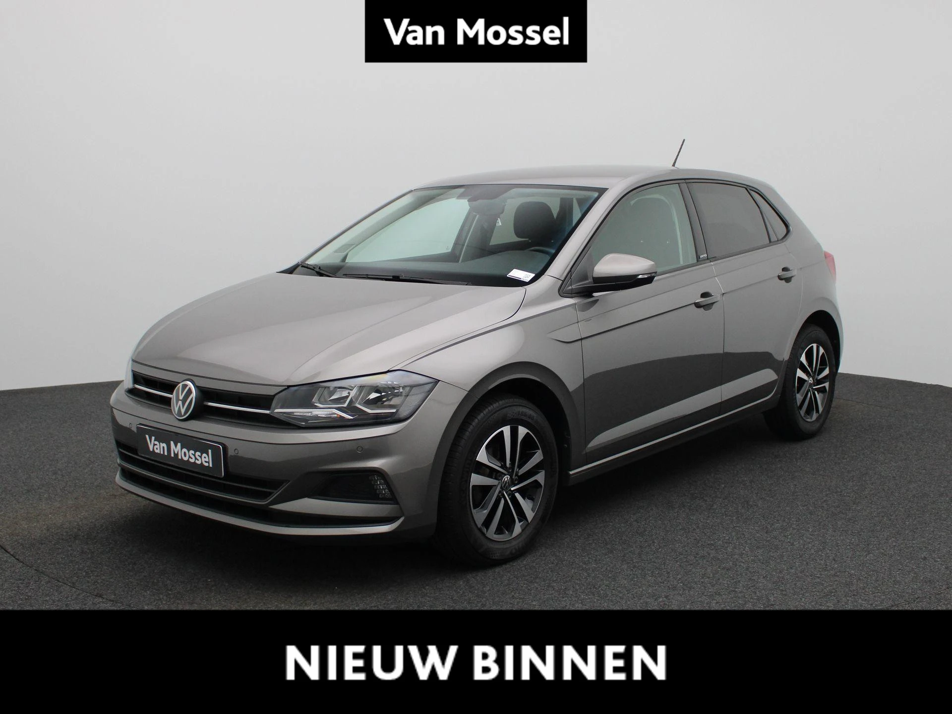 Volkswagen-Polo-image-0
