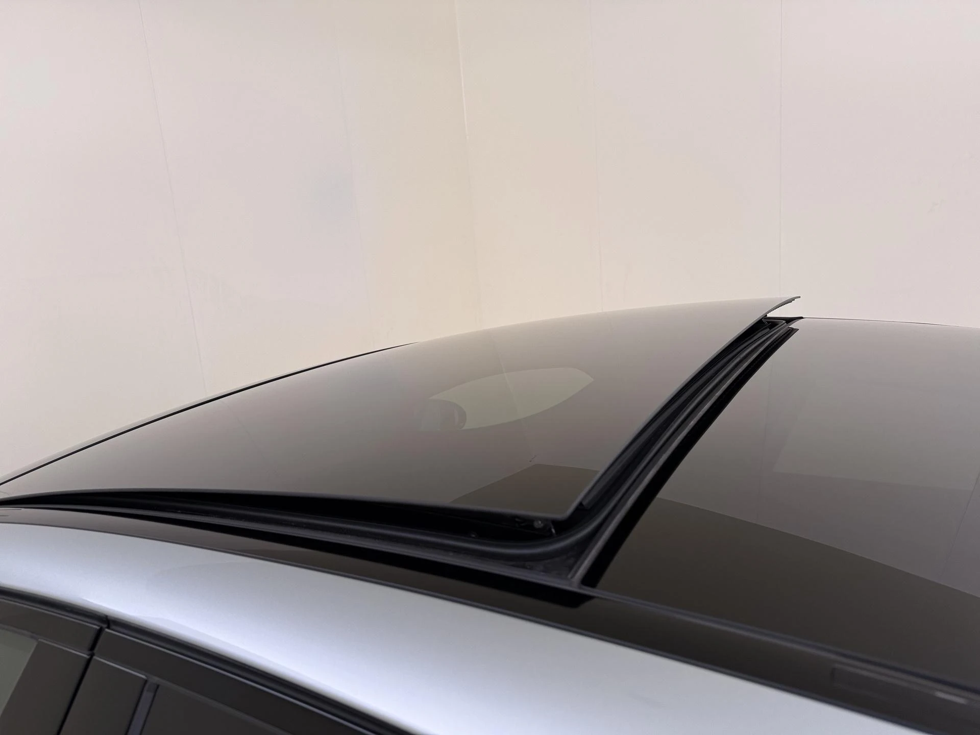 Mercedes-Benz-E-Klasse-image-27