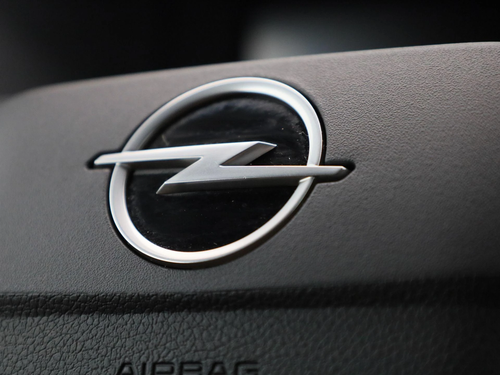 Opel-Vivaro-image-31