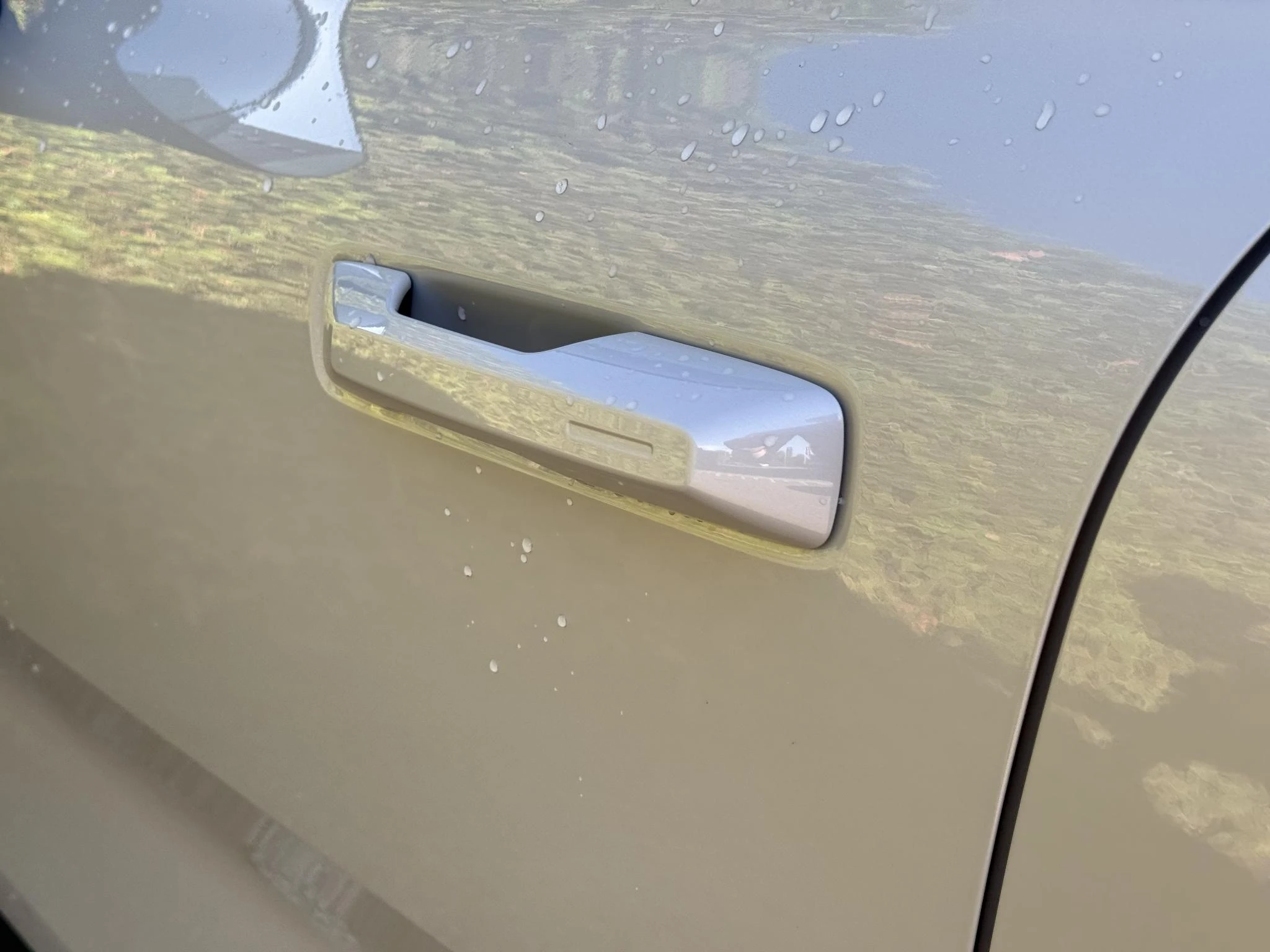 Volvo-EX30-image-15
