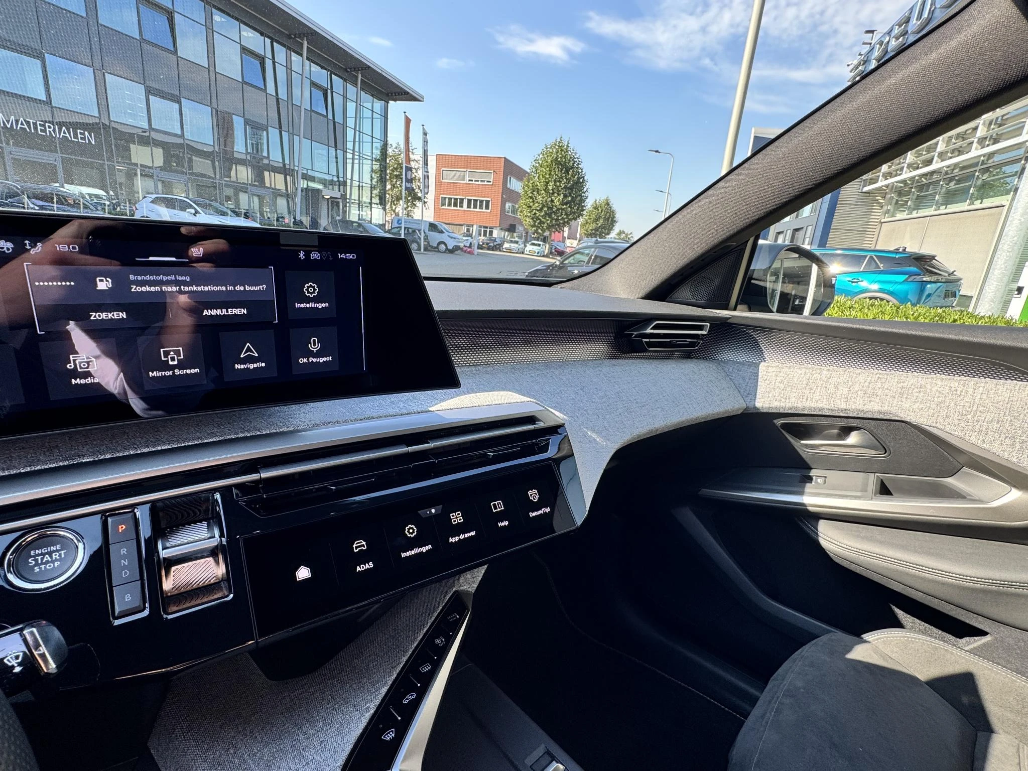 Peugeot-3008-image-24