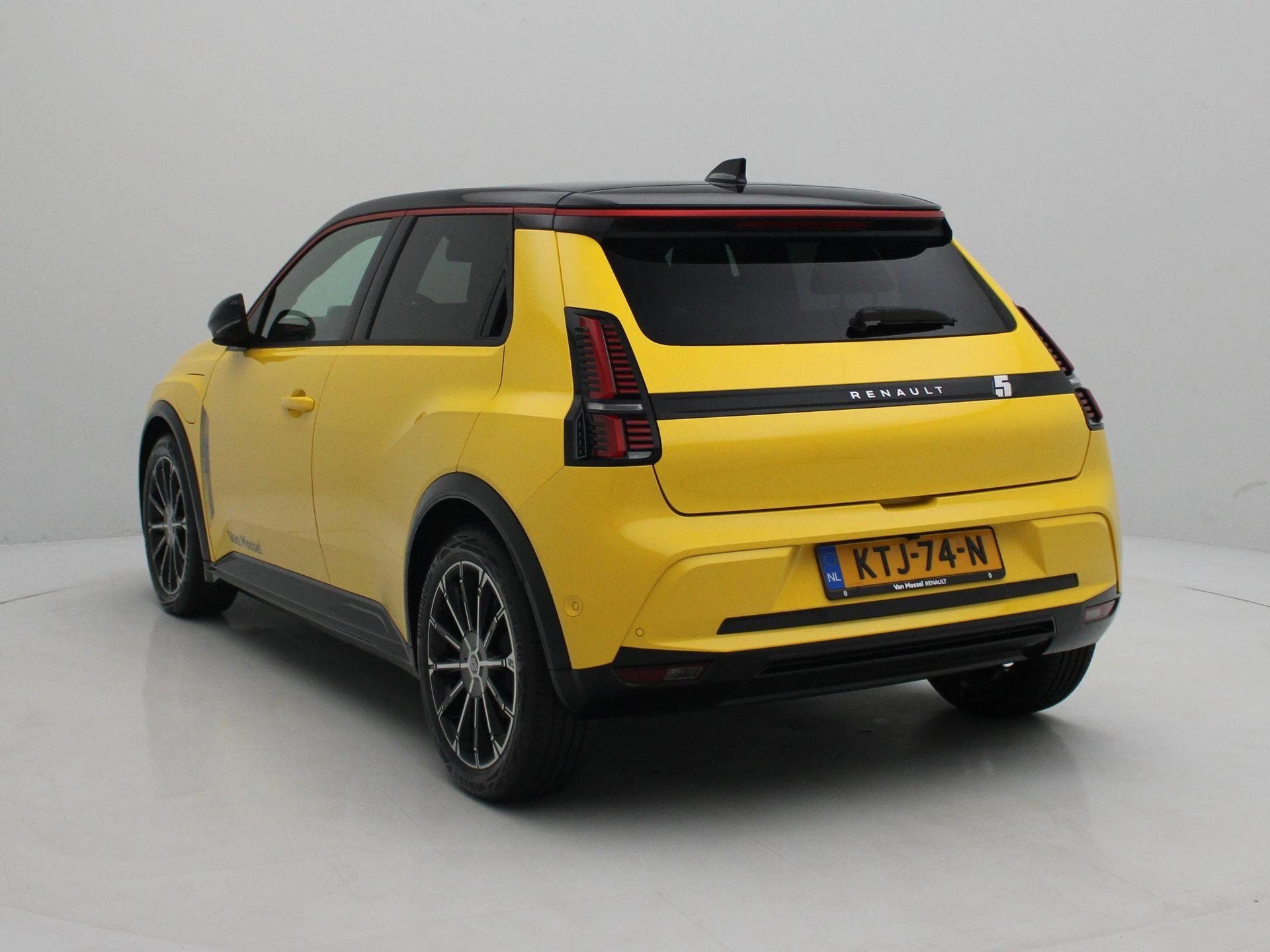 Renault-5-image-1