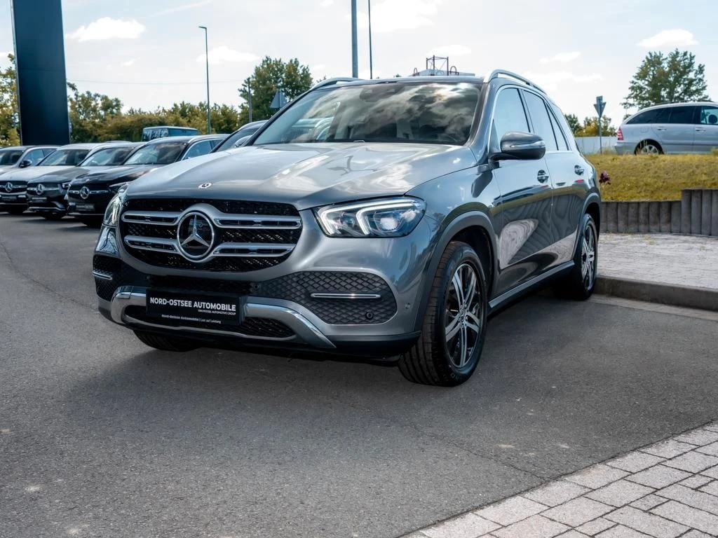 Mercedes-Benz-GLE 400 d-image-7