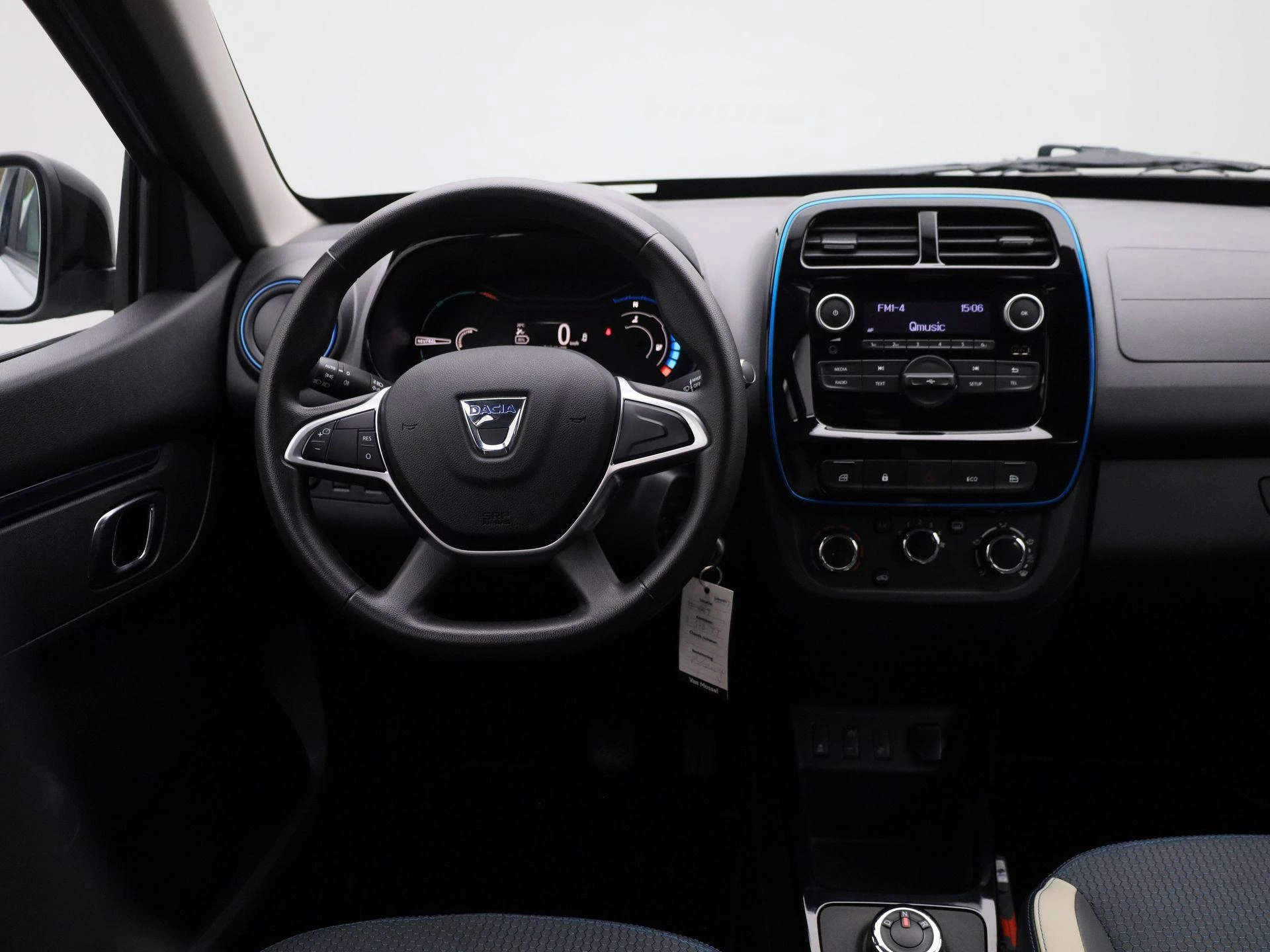 Dacia-Spring-image-6